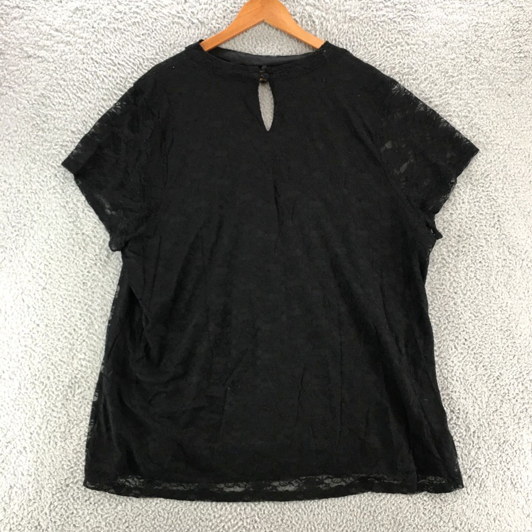Torrid Torrid Blouse Shirt Womens 5 Black Short Sleeve V-Neck Lace Inset Casual Tee Size S / US 4 / IT 40 - 7 Thumbnail