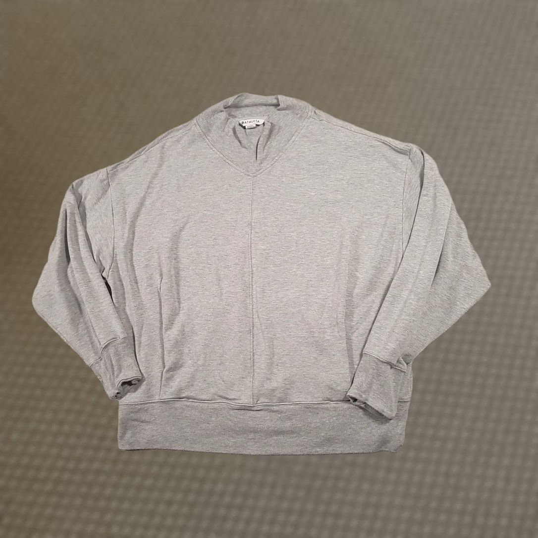 Athleta Athleta Sweatshirt Womens XL Gray V Neck Pullover Split Hem Casual Athleisure Size XL / US 12-14 / IT 48-50 - 1 Thumbnail
