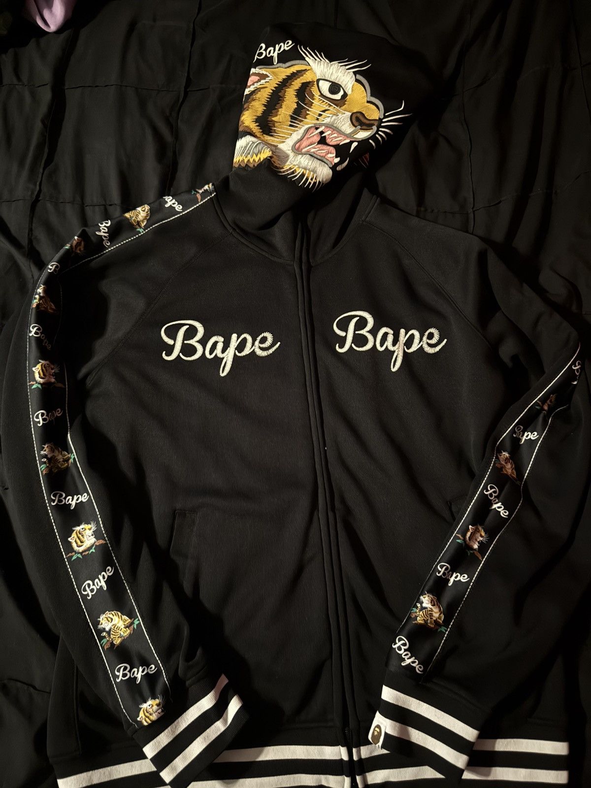 Bape Bape Tiger Jesery Full Zip Up Size US L / EU 52-54 / 3 - 1 Thumbnail