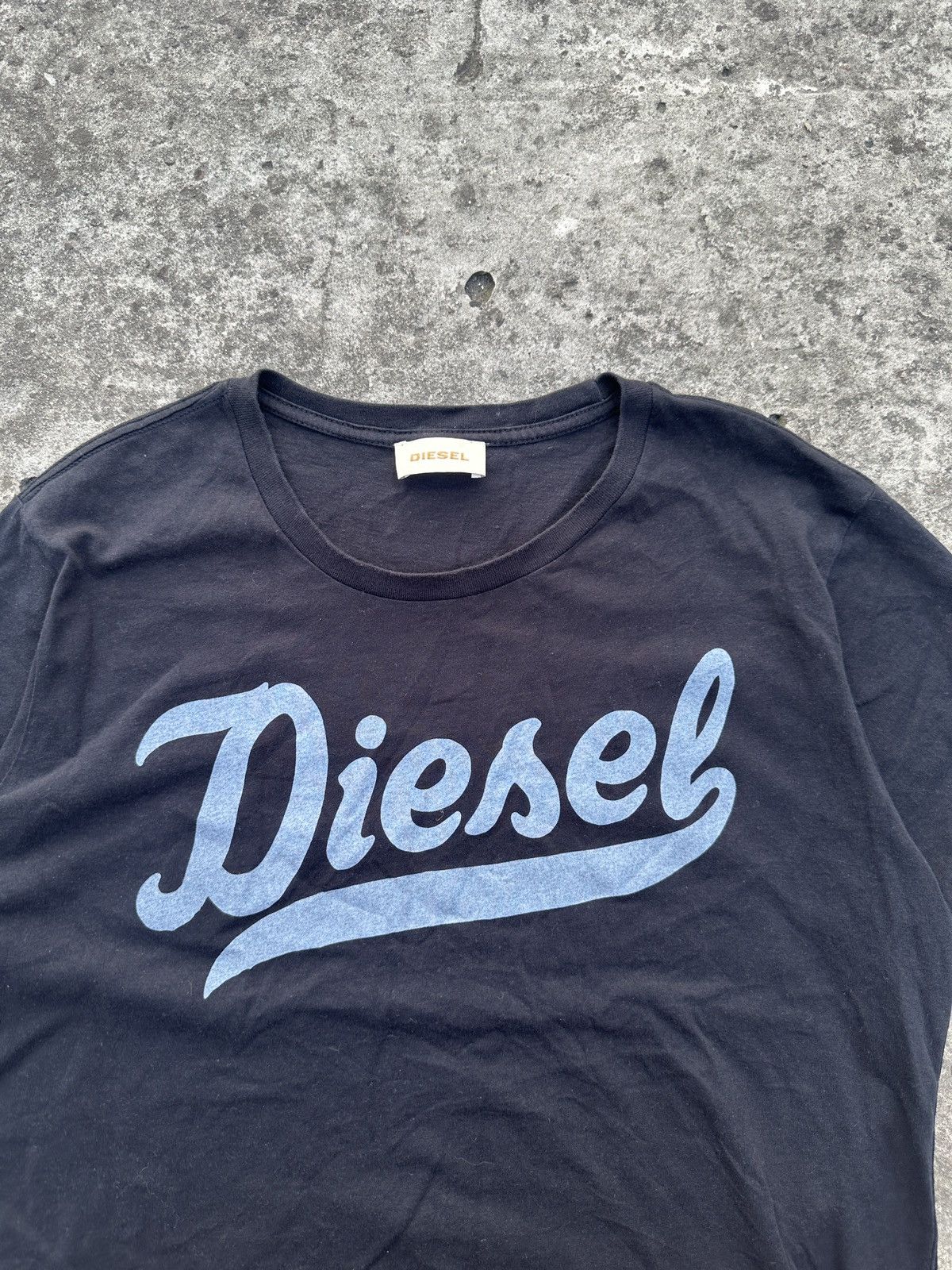Diesel Y2K Vintage Diesel Big Logo T-shirt Avant Garde Style Rare Size US L / EU 52-54 / 3 - 2 Thumbnail