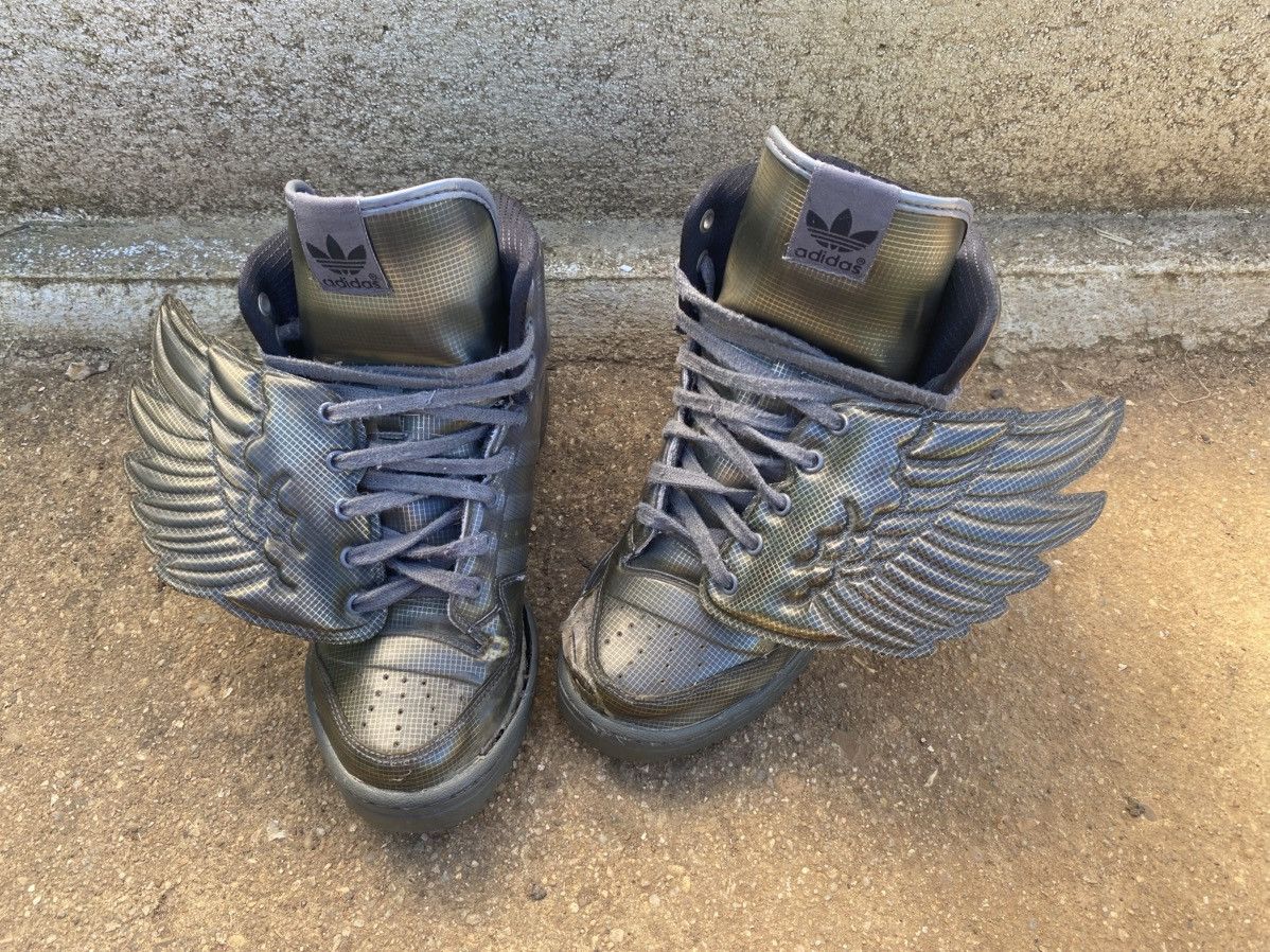 Adidas × Jeremy Scott 2008 Adidas x Jeremy Scott Angel wings Size US 6 / EU 39 - 3 Thumbnail