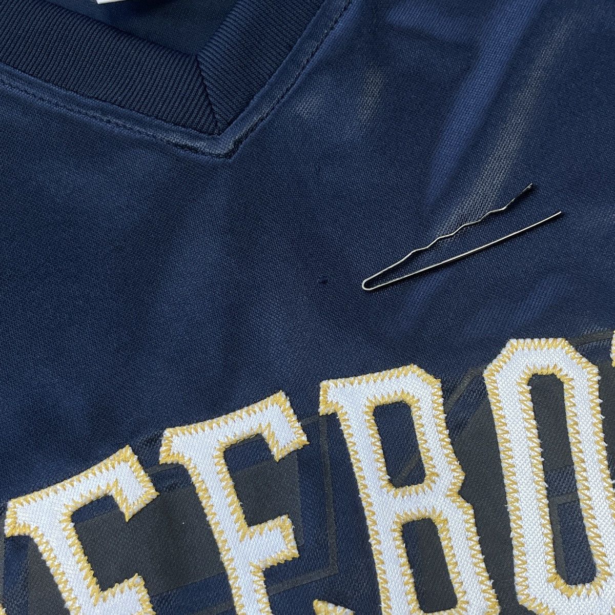 Reebok × Vintage Vintage Reebok Embroidered Logo T-Shirt Size M Size US M / EU 48-50 / 2 - 11 Thumbnail