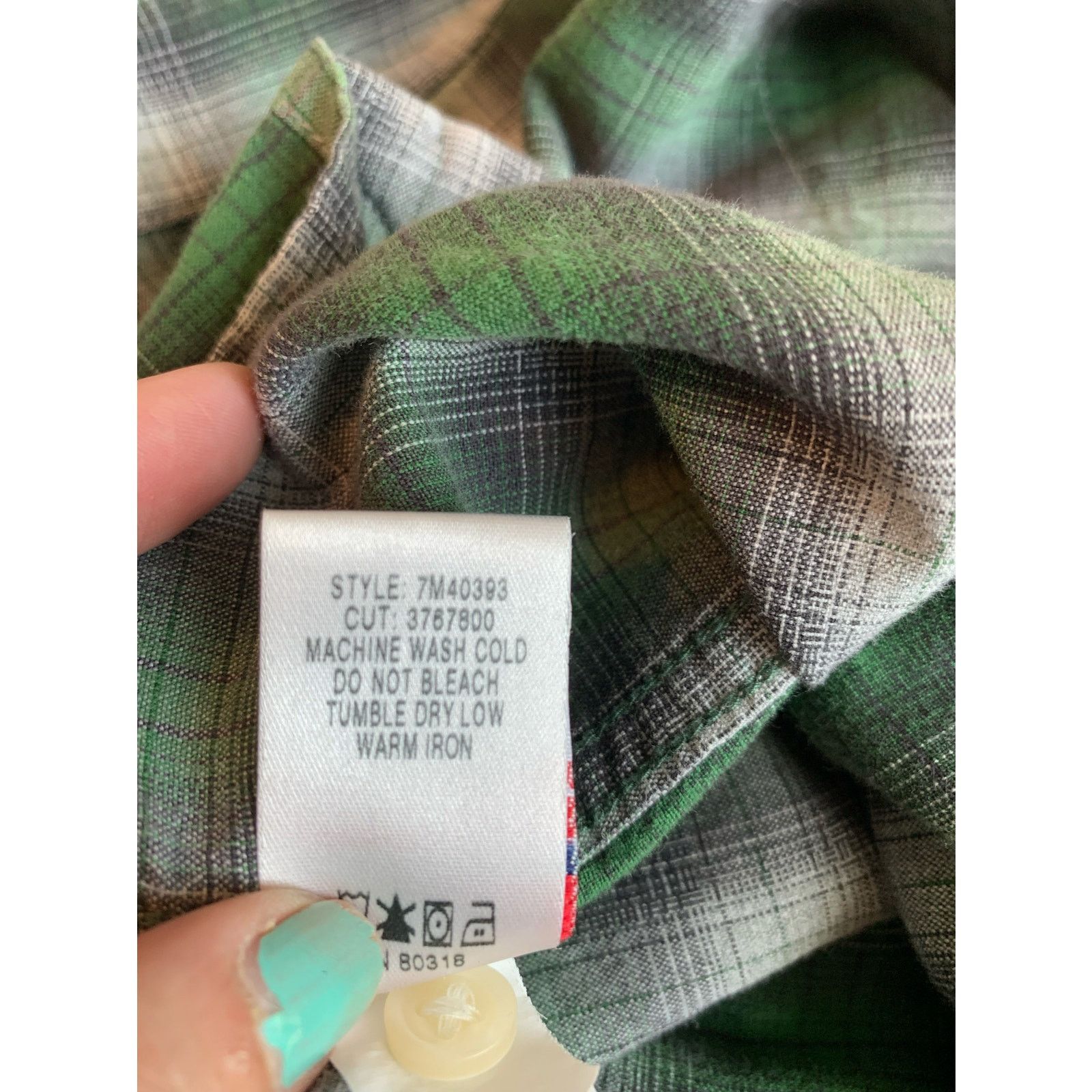 Lucky Brand Lucky Brand men green plaid long sleeves shirt size small Size US S / EU 44-46 / 1 - 5 Thumbnail