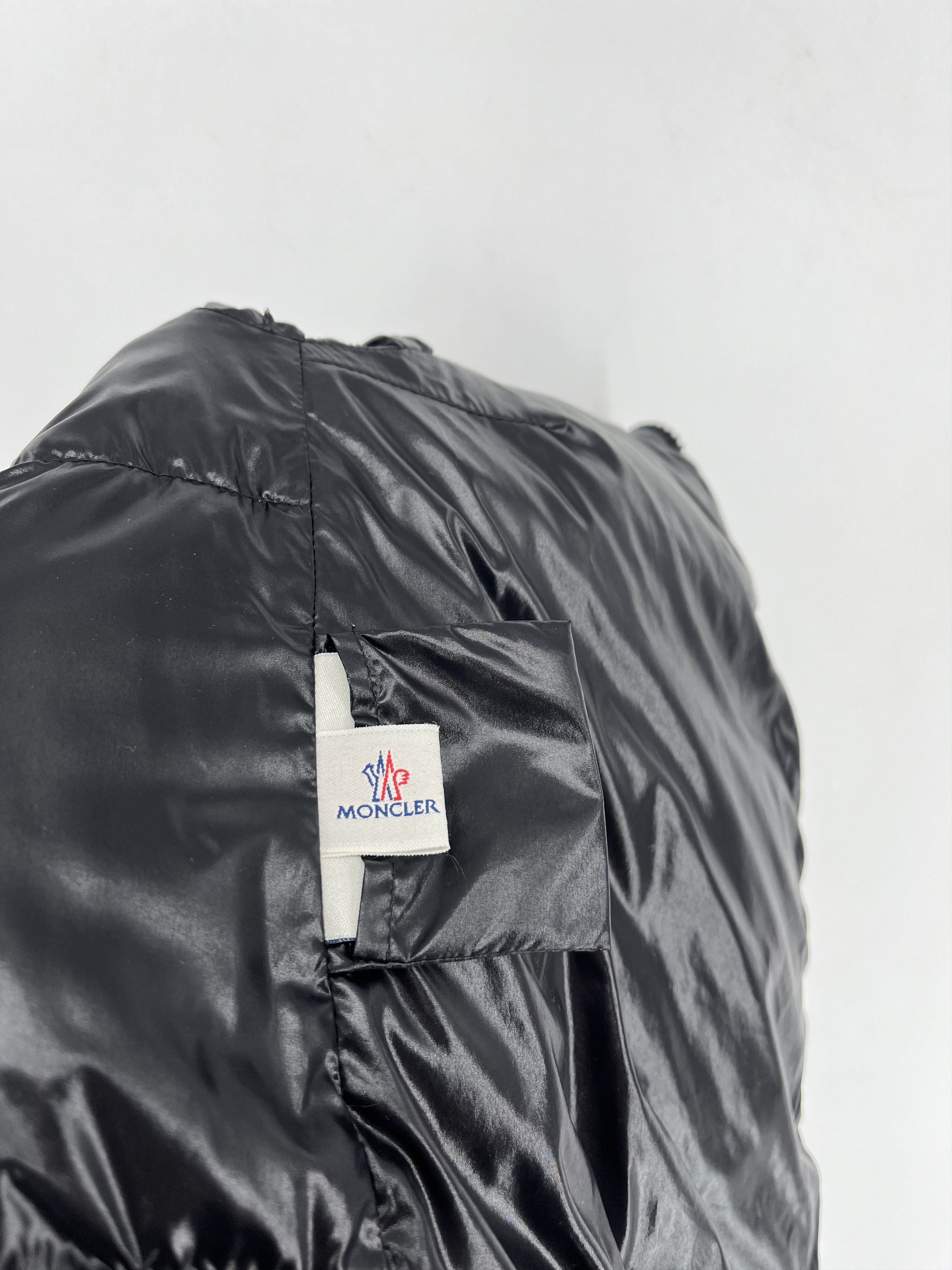 Moncler Women's RARE MONCLER Ratel Quilted Down Puffer Jacket Coat Size S / US 4 / IT 40 - 10 Thumbnail