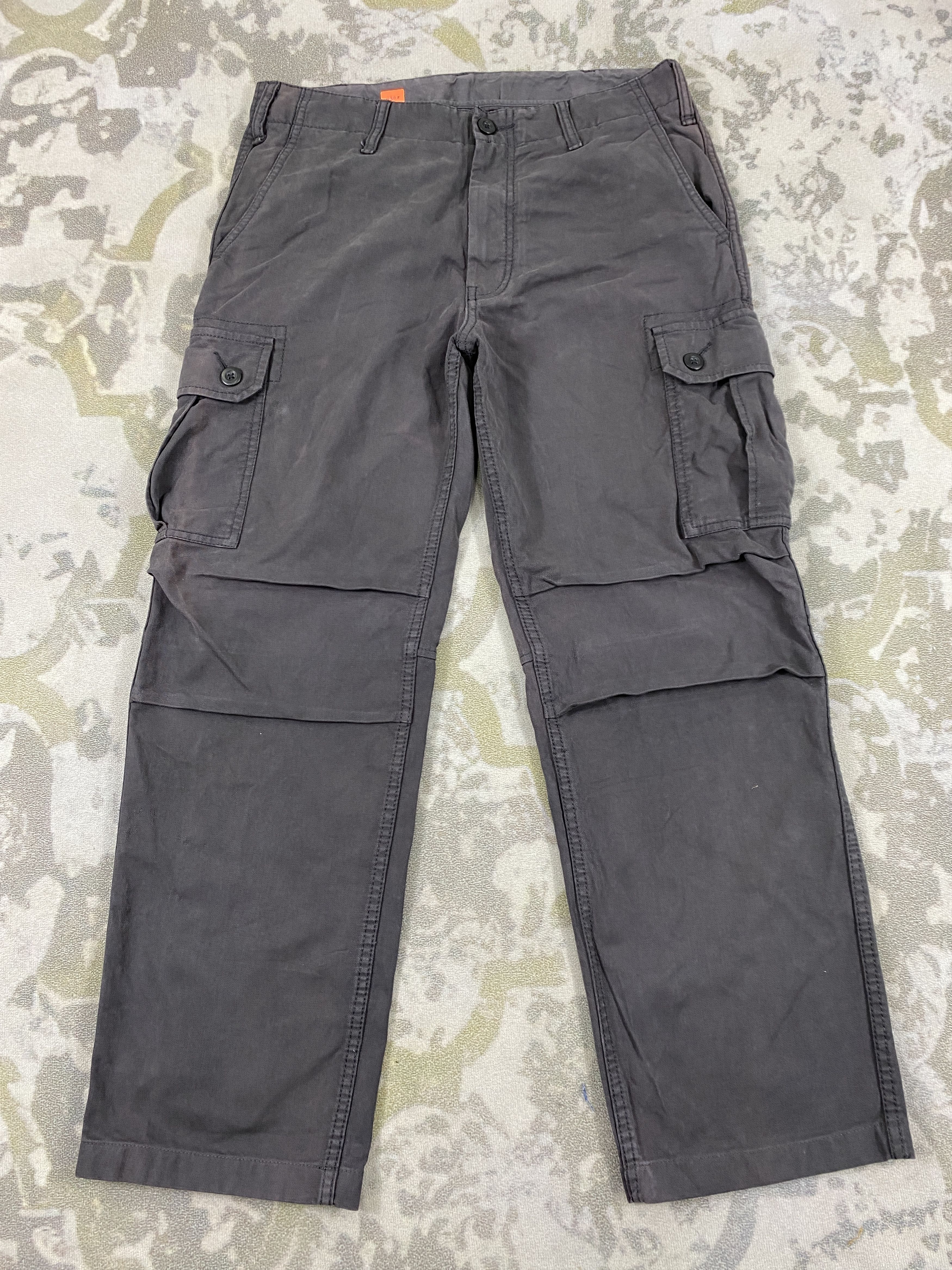Japanese Brand Uniqlo Multipockets Cargo Pants -CP308 Size US 32 / EU 48 - 1 Thumbnail