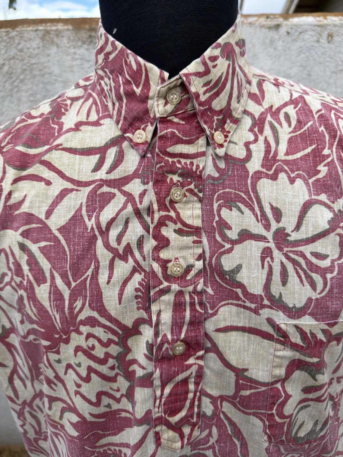 Reyn Spooner PreOwned Reyn Spooner Hawaiian Print Red/Beige Men's M Size US M / EU 48-50 / 2 - 3 Thumbnail