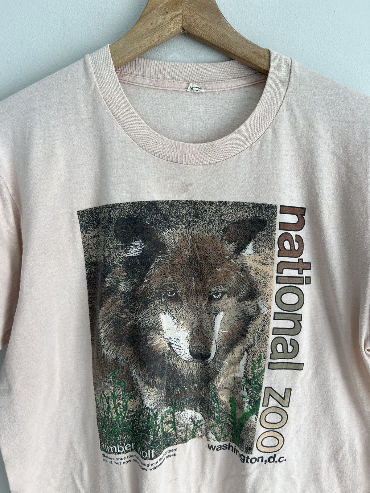 Vintage Vintage National Zoo Timber Wolf Tee Shirt Size US L / EU 52-54 / 3 - 3 Thumbnail