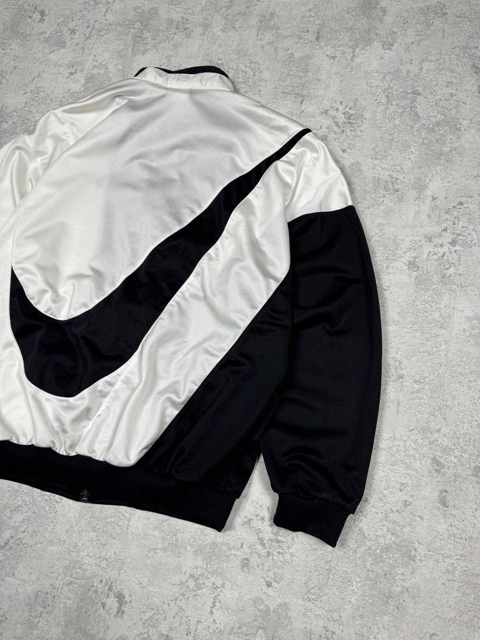 Nike Vintage Nike Y2K Track Jacket Big Logo Size S Size US S / EU 44-46 / 1 - 3 Thumbnail