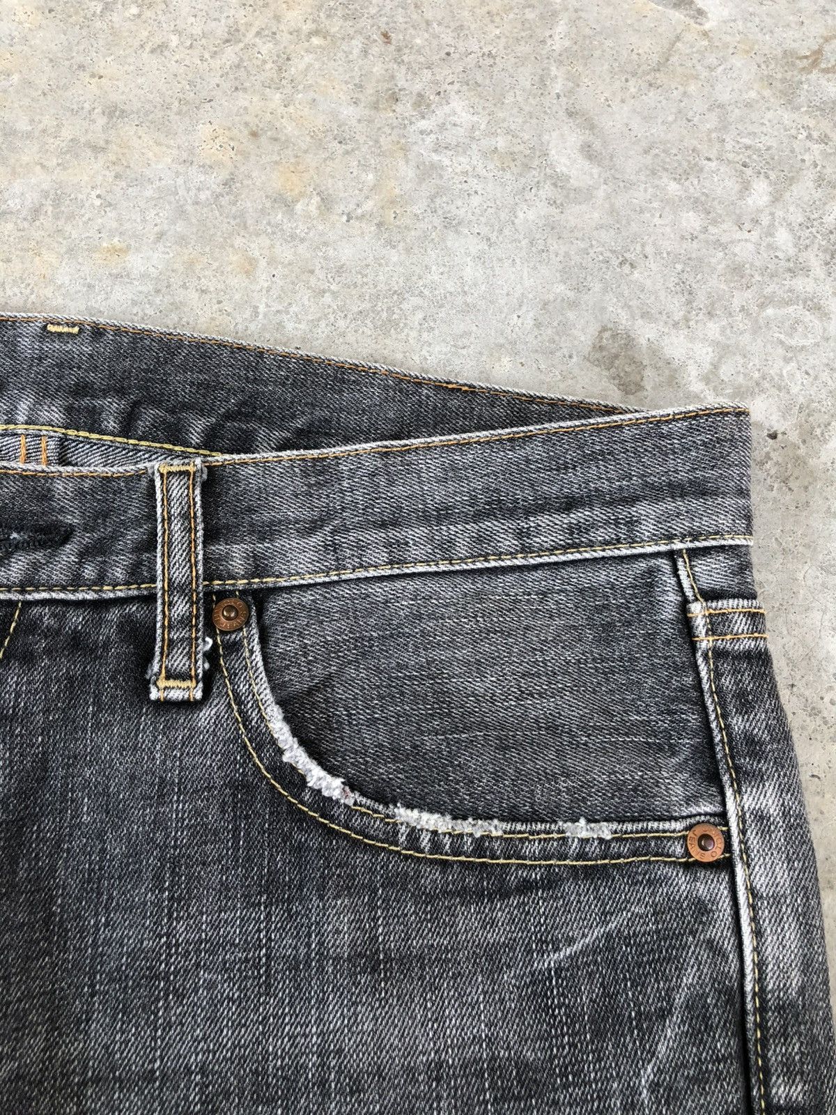 If Six Was Nine Japanese Uniqlo Flared Jeans Bootcut Distressed Jeans Size US 32 / EU 48 - 15 Thumbnail