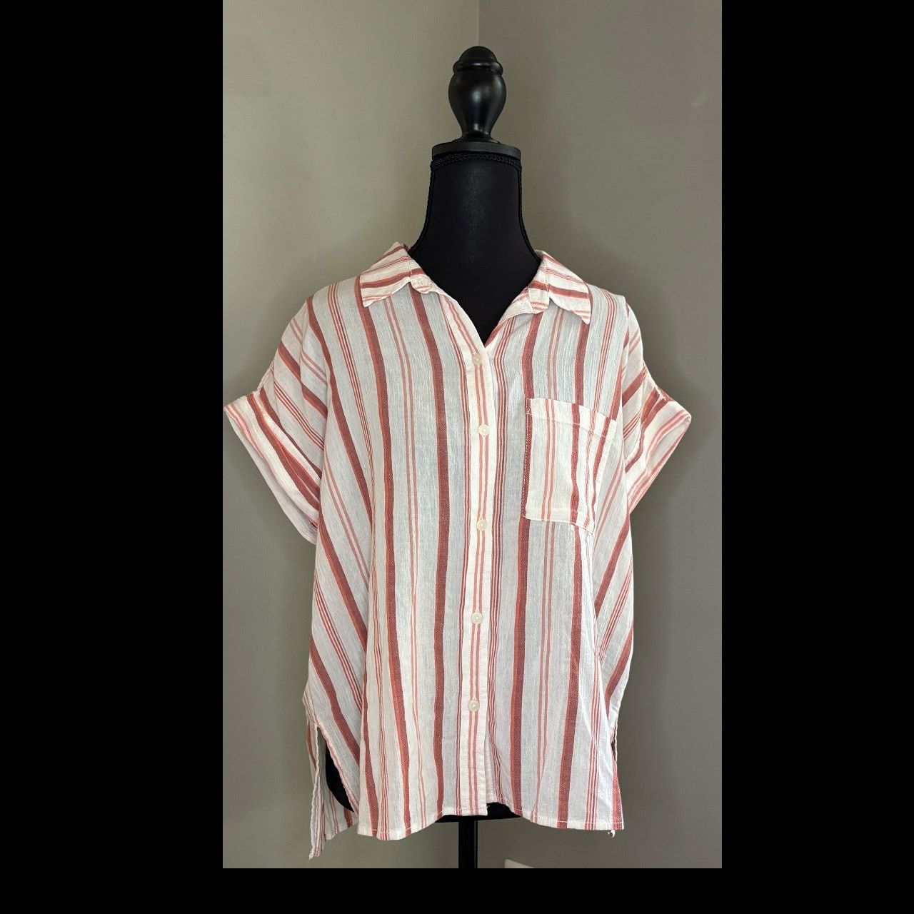 Anthropologie Anthropologie White Button Down Shirt Timeless Style Size S / US 4 / IT 40 - 2 Thumbnail