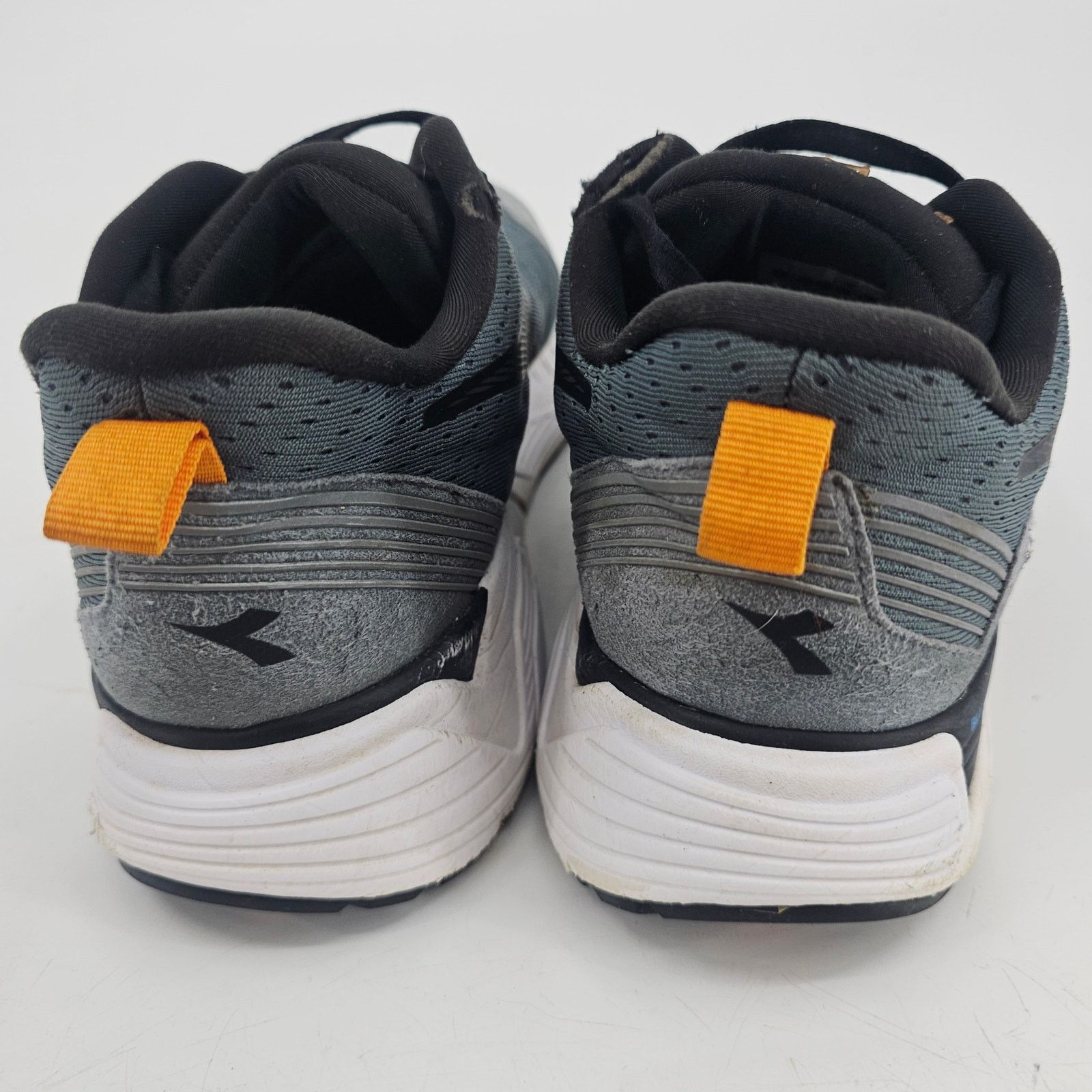 Diadora Diadora Mythos Blushield Vigore 2 Running Sneaker Grey 11 Size US 11 / EU 44 - 4 Thumbnail