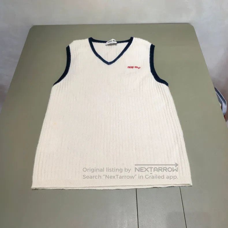 Miu Miu Miu Miu 36 Vests Size S / US 4 / IT 40 - 1 Thumbnail