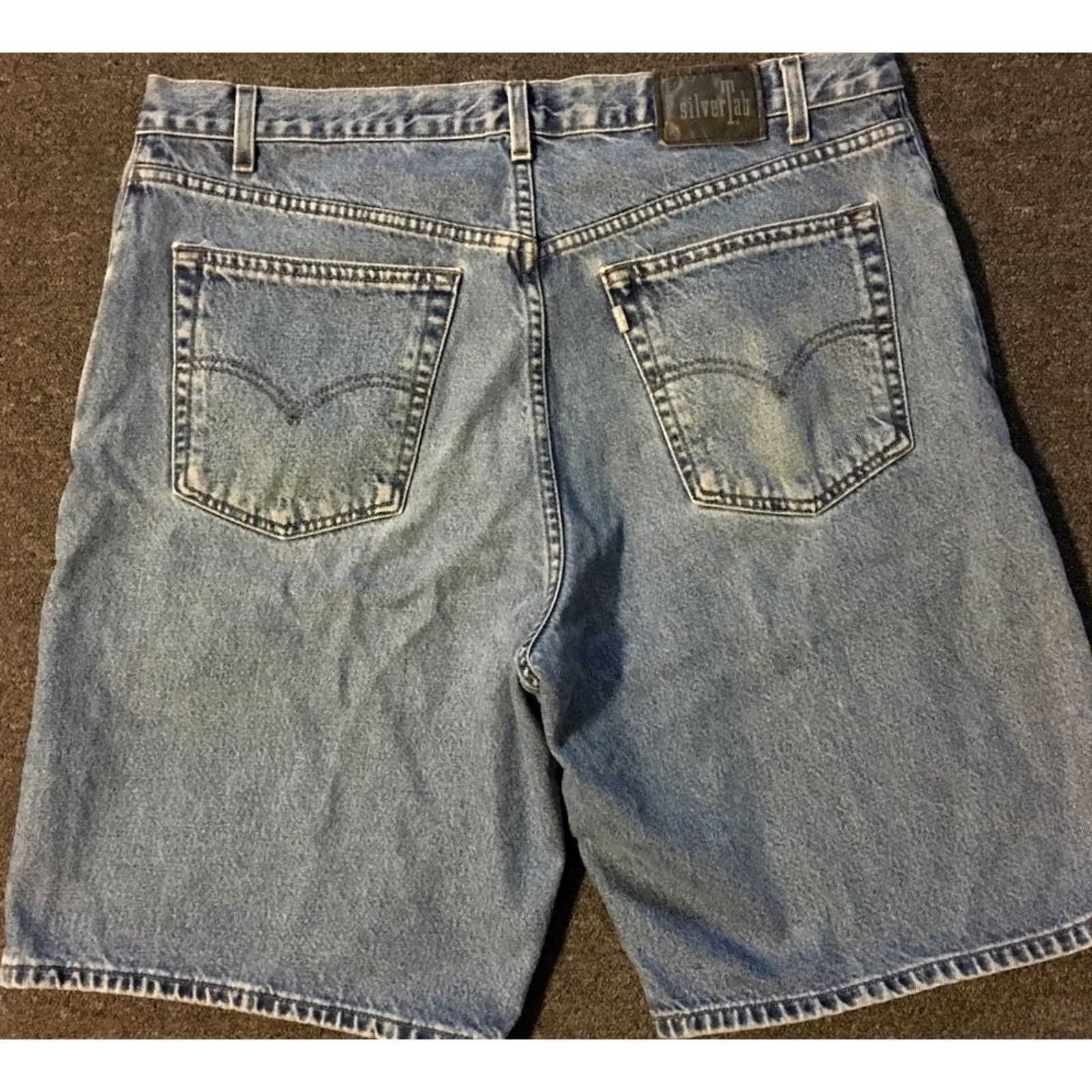 Levi's VINTAGE Levi’s Silvertab Loose Denim Jean Shorts 40 Skate Grunge Baggy Punk 80s 90s Mens Jeans Shorts Blue Size US 40 / EU 56 - 2 Thumbnail