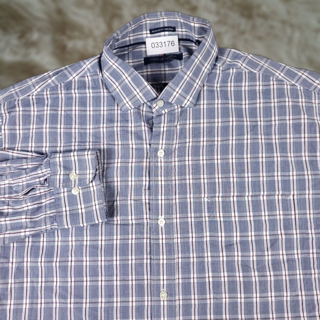 Tommy Hilfiger Tommy Hilfiger Men’s XL Blue Plaid Button-Up Shirt Casual Formal Long Sleeve Size US XL / EU 56 / 4 - 1 Thumbnail