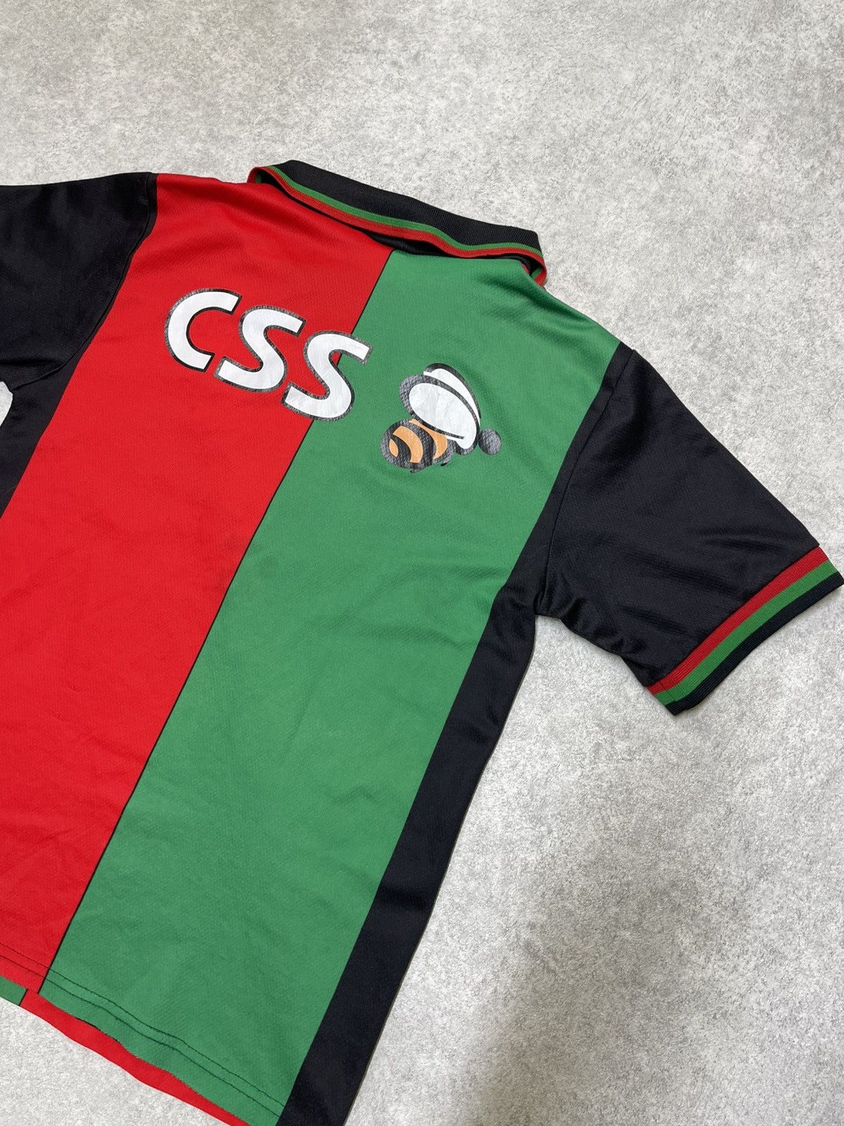 Nike × Puma Puma CSS NEC Nijmegen Home Shirt 2001-2002 Size US M / EU 48-50 / 2 - 14 Thumbnail