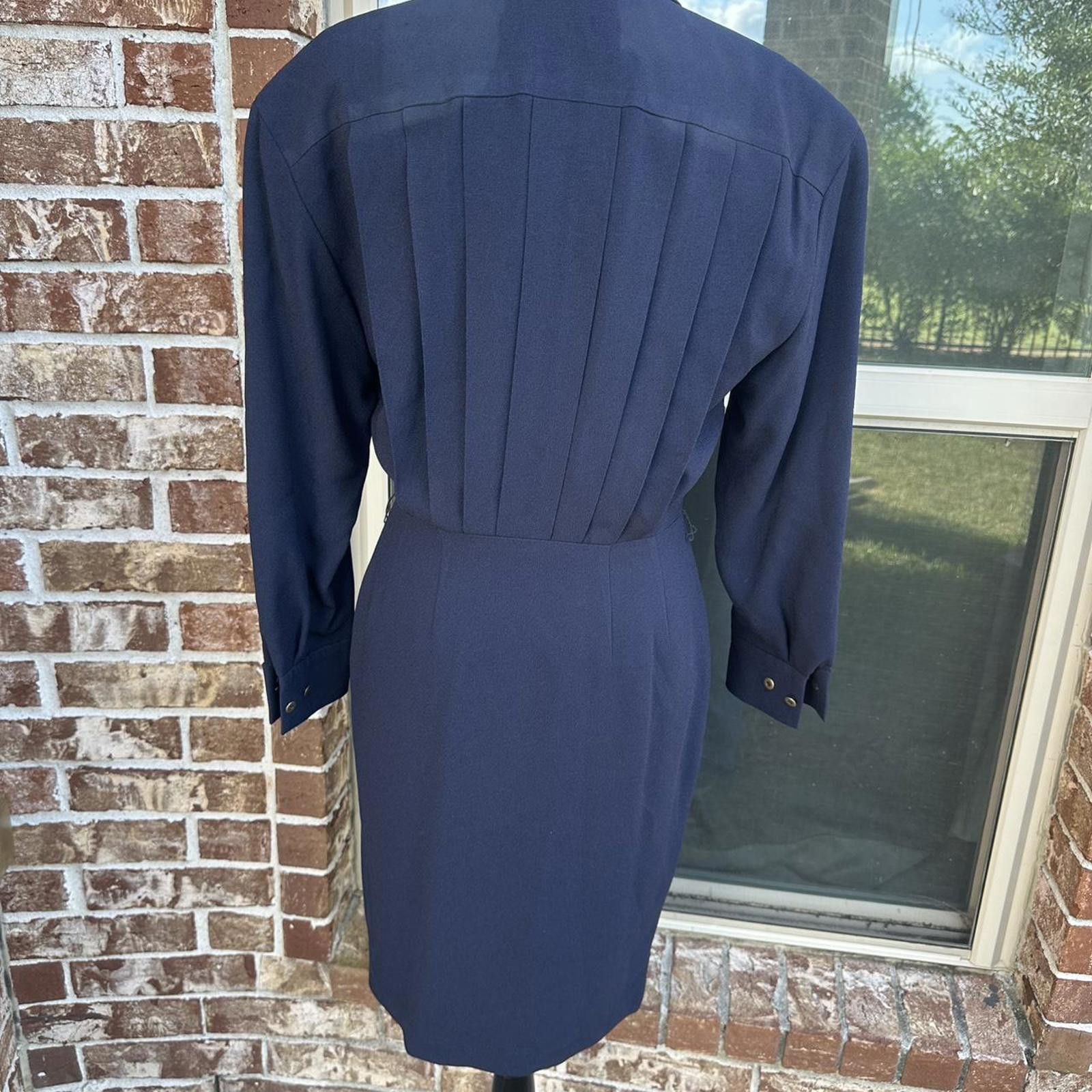 Other Navy blue vintage 80s midi and button closure 80s #mididress Size S / US 4 / IT 40 - 4 Thumbnail