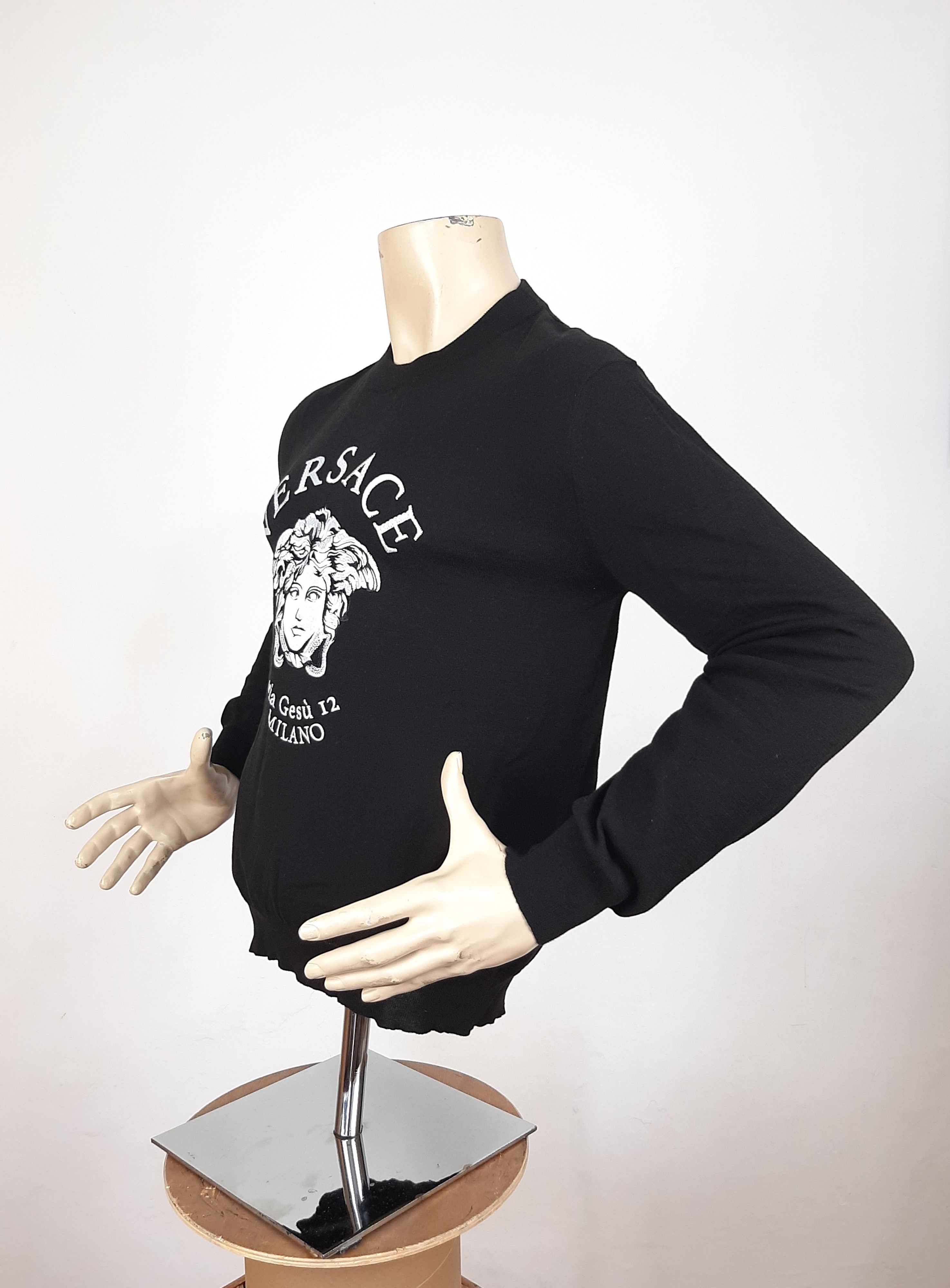 Versace Versace Medusa Via Gesu Milano Sweater Black Men's Size 52 L Size US L / EU 52-54 / 3 - 4 Thumbnail