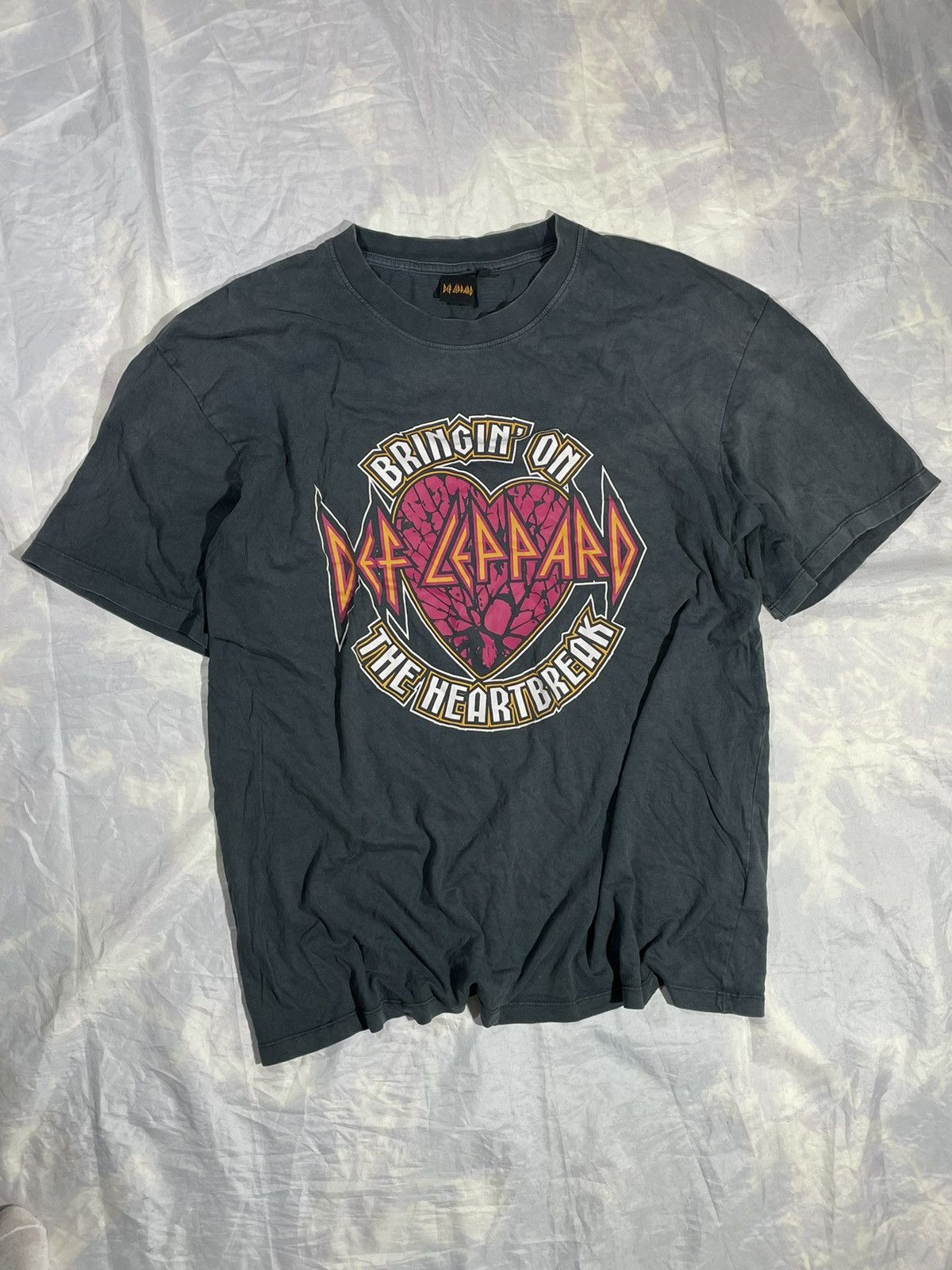 Def Leppard T-Shirt Def Leppard Vintage Rock / Y2K street wear Size M Size US M / EU 48-50 / 2 - 1 Thumbnail