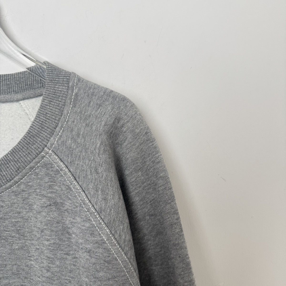 Burberry Burberry Grey Letter Logo Loose Long Sleeve Sweatshirt K26WX Size US XL / EU 56 / 4 - 3 Thumbnail