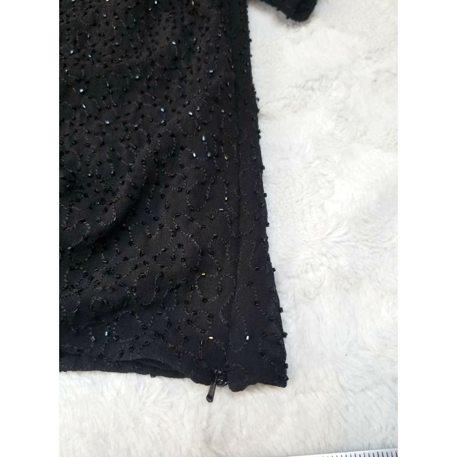 Vintage Doncaster Beaded Blouse Women's Silk Black Short Sleeve Scoop Neck Lined Size 2 Size XS / US 0-2 / IT 36-38 - 6 Thumbnail