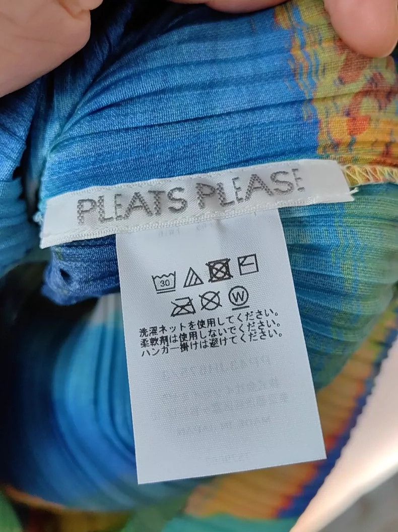 Issey Miyake Issey Miyake size:3 Yellow and blue space traveler dress Size S / US 4 / IT 40 - 6 Thumbnail