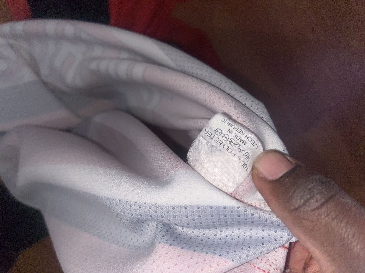 Champion × Supreme Red Supreme champion jersery Size medium Size US M / EU 48-50 / 2 - 6 Thumbnail