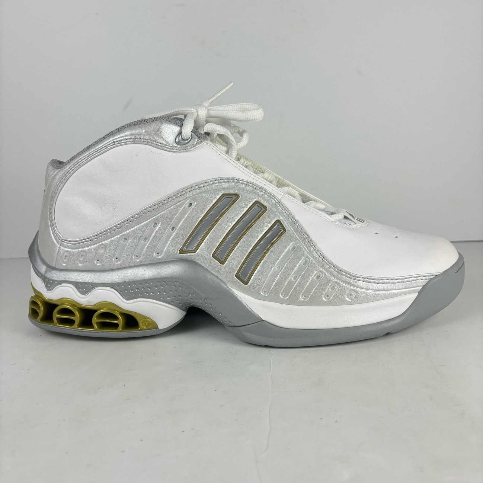 Adidas VTG Adidas A Cub Quantum Leap (2006) Basketball Shoes Sz 12 Size US 12 / EU 45 - 1 Thumbnail