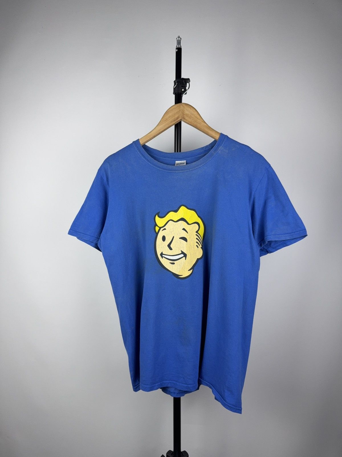 Playstation × The Game × Vintage Vintage 2000s Fallout 4 PROMO Logo Gaming Faded T Shirt Size US L / EU 52-54 / 3 - 1 Thumbnail