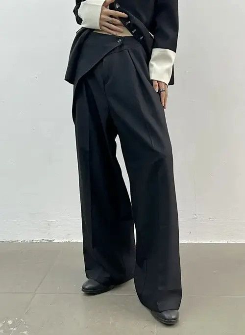 Japanese Brand Atsuko x naga Retro fashion back buckle wrap pants Size US 32 / EU 48 - 6 Thumbnail