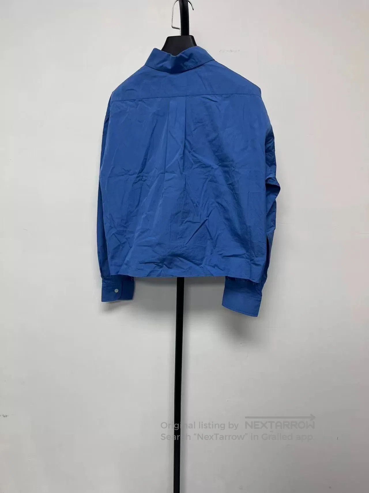 Miu Miu MIU MIU Solid Logo Single-Breasted Sun Protection Shirt. Size XS / US 0-2 / IT 36-38 - 2 Thumbnail