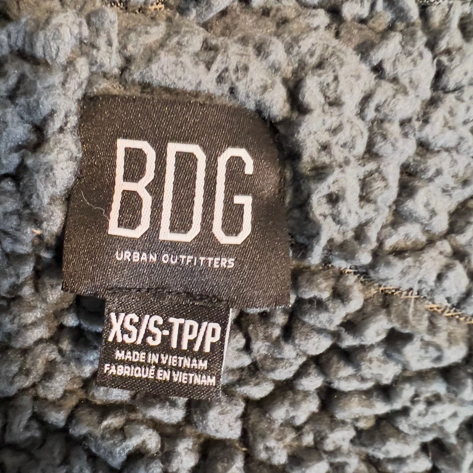 Urban Outfitters BDG Urban Outfitters Fleece Hoodie Uni XS/S Black Grey Fluff Size S / US 4 / IT 40 - 2 Thumbnail
