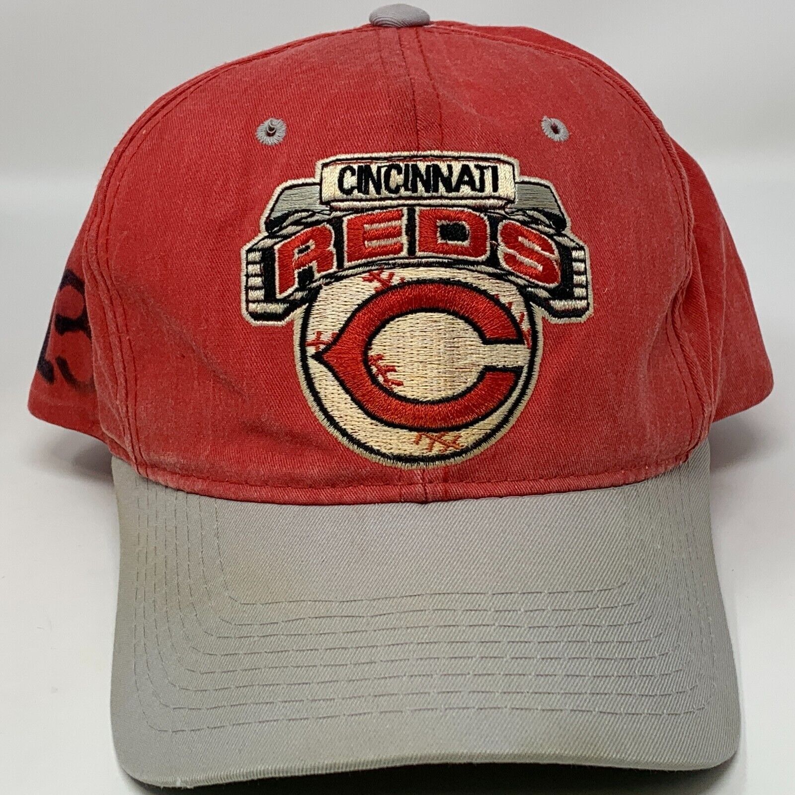 Starter Vintage 90s Cincinnati Reds Hat Baseball Cap Starter MLB Red Size ONE SIZE - 1 Thumbnail