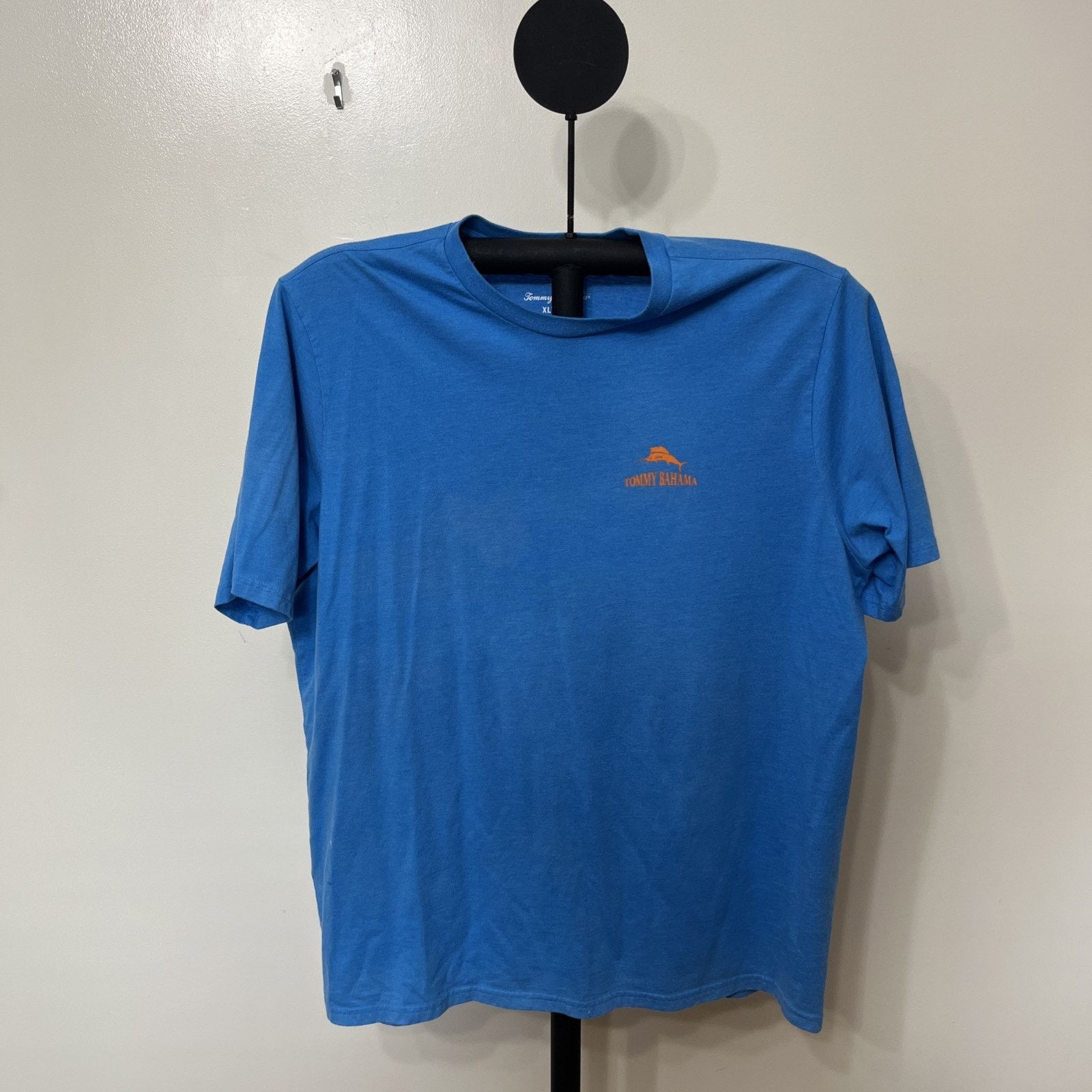 Tommy Bahama Tommy Bahama Blue Steak It Easy Graphic T-Shirt Size XL Size US XL / EU 56 / 4 - 1 Thumbnail