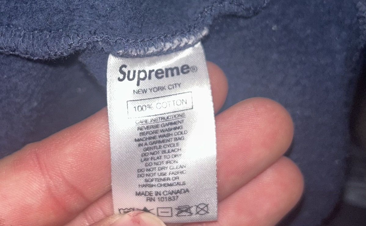 Supreme Supreme Reflective Cutout Hoodie Navy Size US M / EU 48-50 / 2 - 5 Thumbnail