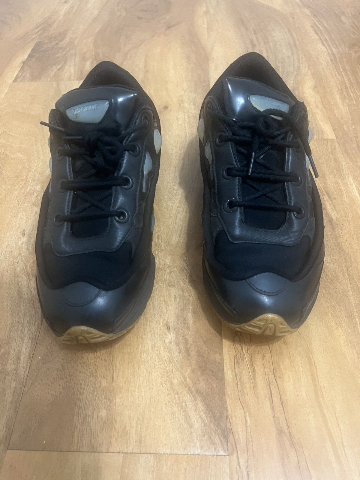 Adidas × Raf Simons RAF Simons Ozweego 2 Size US 10 / EU 43 - 3 Thumbnail