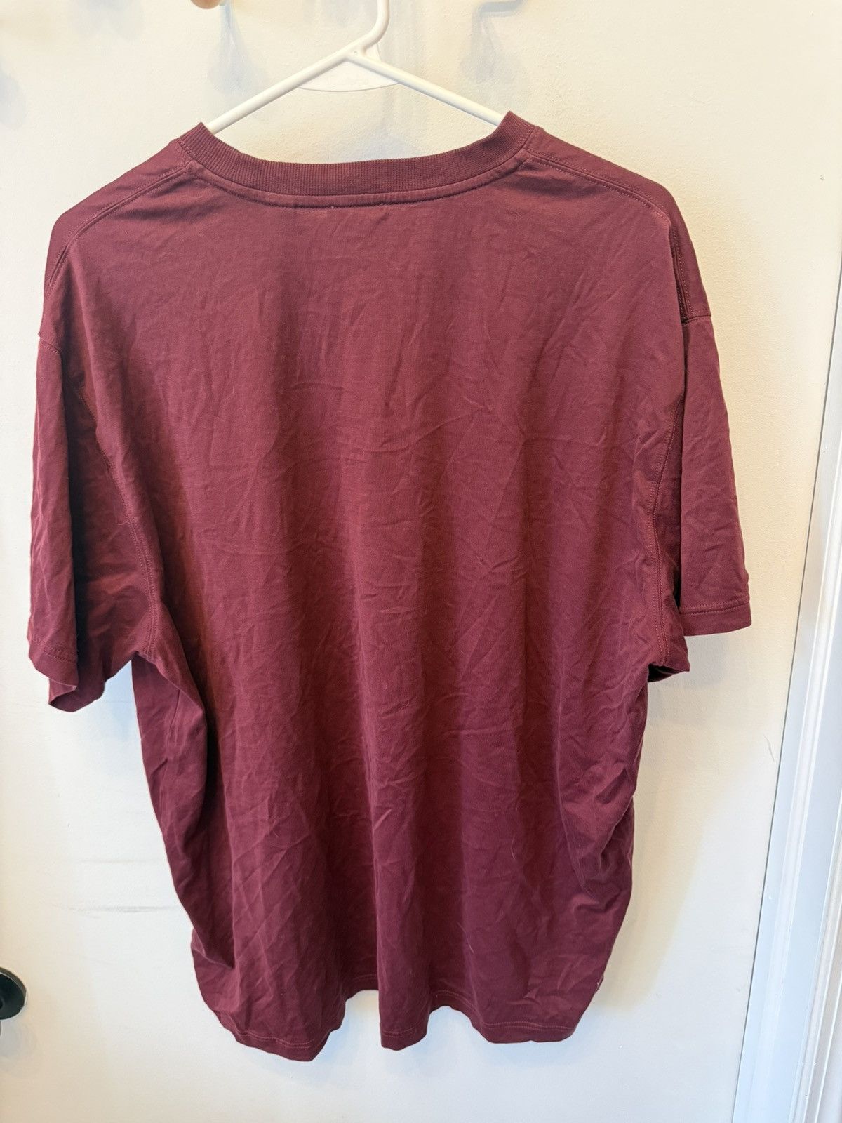 Burberry Burberry Embroidered EKD Deep Crimson Cotton T Shirt Size US L / EU 52-54 / 3 - 3 Thumbnail