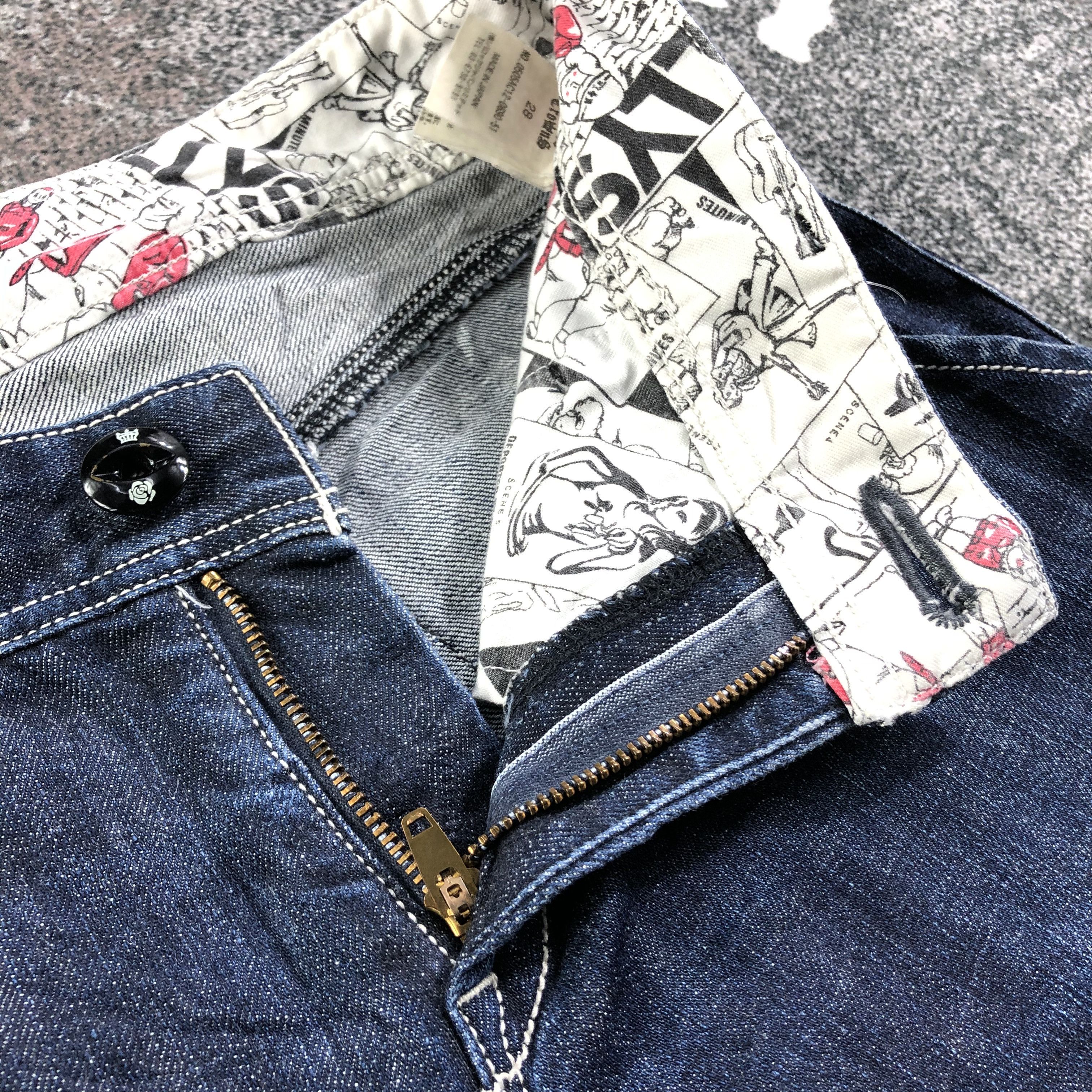 Japanese Brand Japanese Brand Radeo Crowns Jeans Dark Wash Denim KJ1777 Size US 28 / EU 44 - 7 Thumbnail