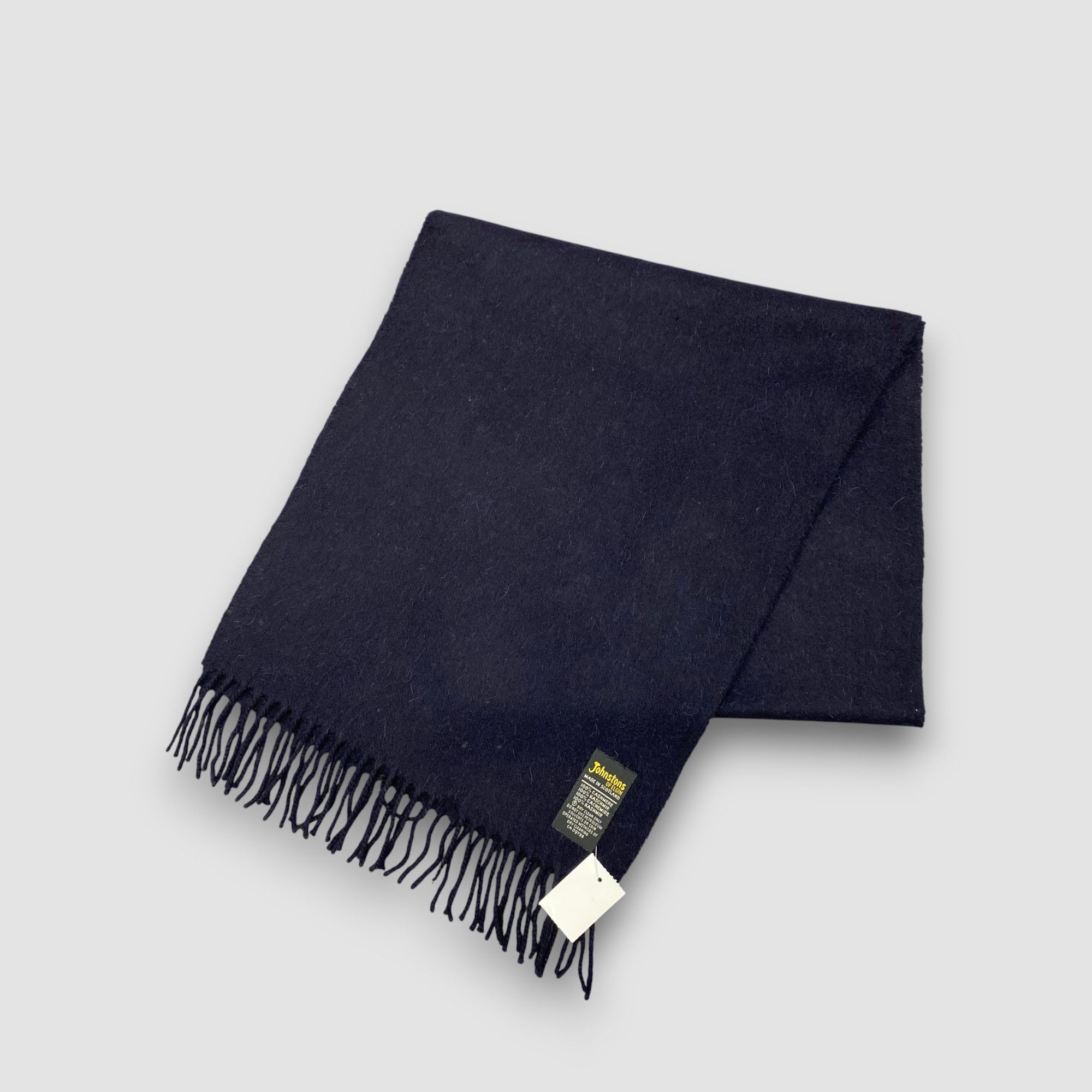 Johnstons Of Elgin Vintage Johnstons Scarf Muffler Wool Cashmere Fringe Scarves Size ONE SIZE - 3 Thumbnail