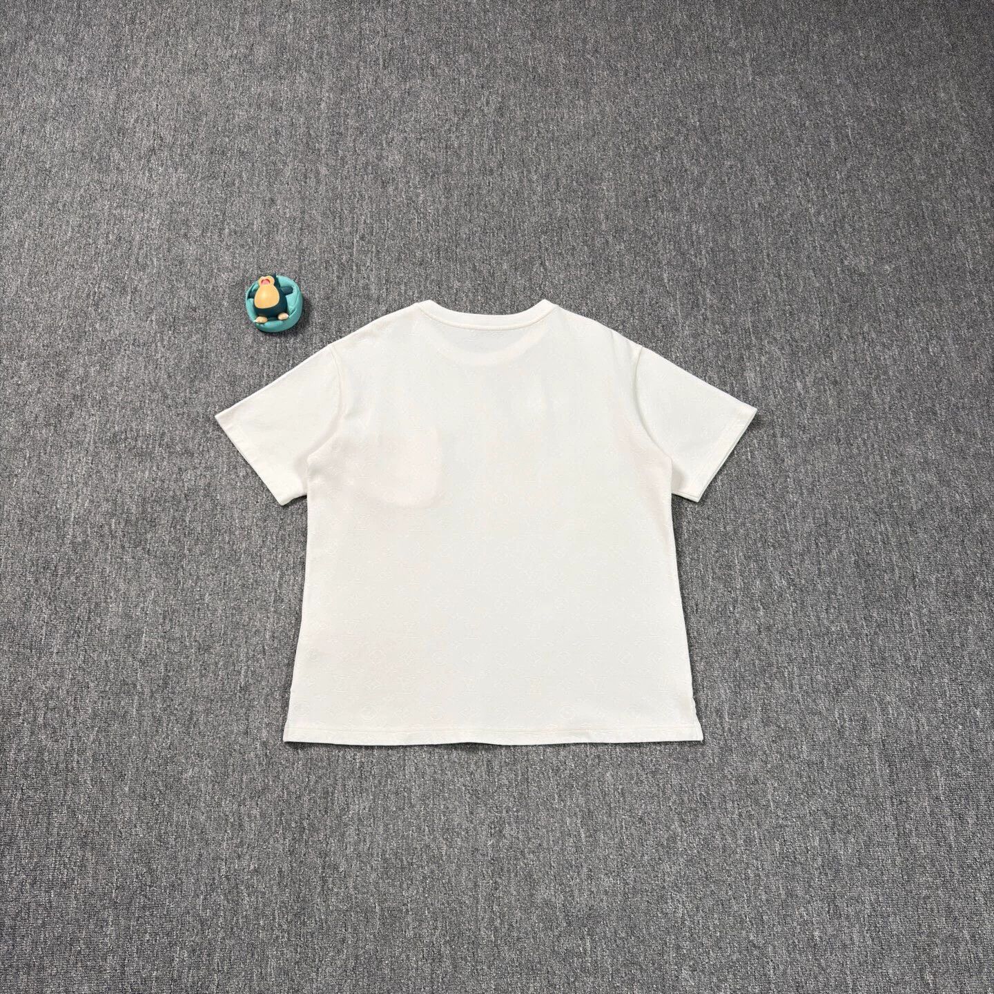 Louis Vuitton LV Monogram All Over Print Pocket White Short Sleeve L Size US L / EU 52-54 / 3 - 2 Thumbnail