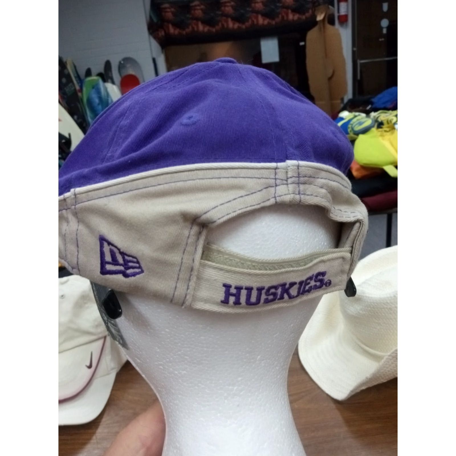 New Era VINTAGE New Era Adjustable NCAA Washington Huskies Hat Embroidered Logo Hookloop Hat Men One Size Purple Huskies 90s Sports Logo Size ONE SIZE - 3 Thumbnail