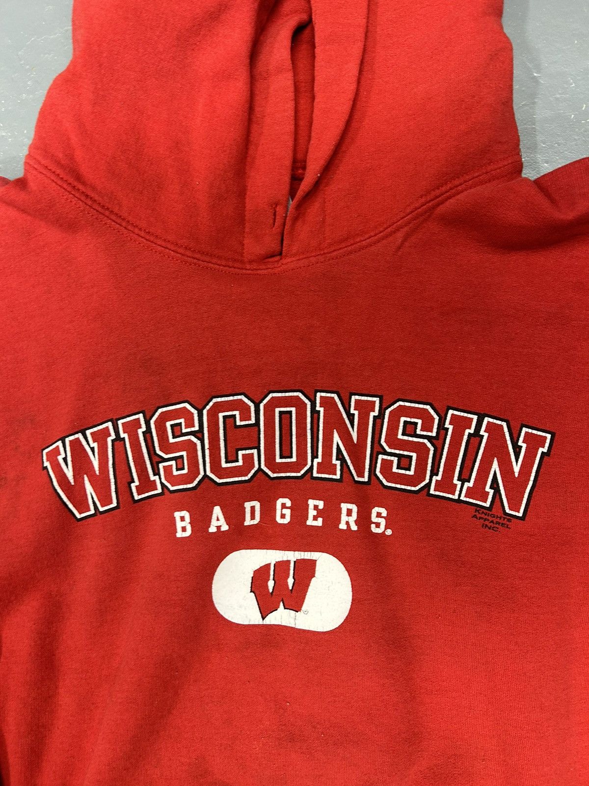 Vintage Crazy Vintage 90s Essential Wisconsin University Red Hoodie Size US L / EU 52-54 / 3 - 2 Thumbnail