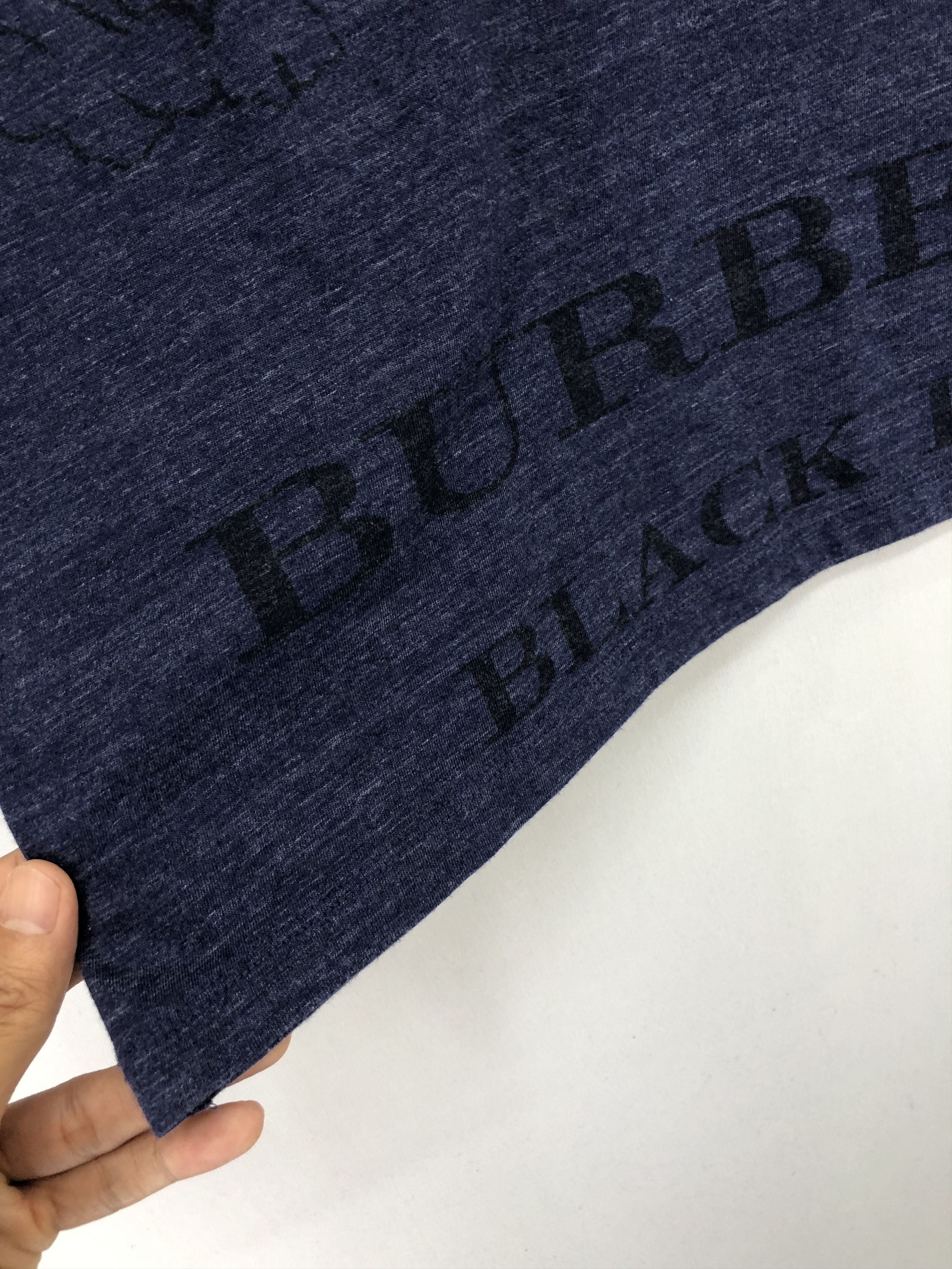 Burberry Burberry Black Label V-neck Tee Size US S / EU 44-46 / 1 - 8 Thumbnail