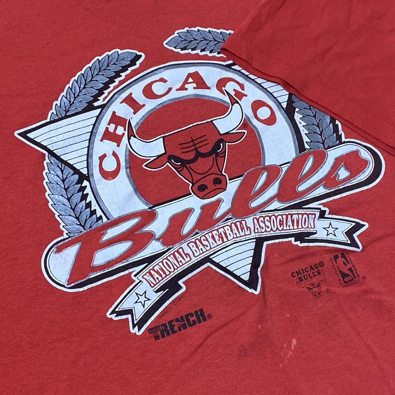 Other Vintage NBA Chicago Bulls 1992 Red Basketball Tee Size XL Size US XL / EU 56 / 4 - 3 Thumbnail
