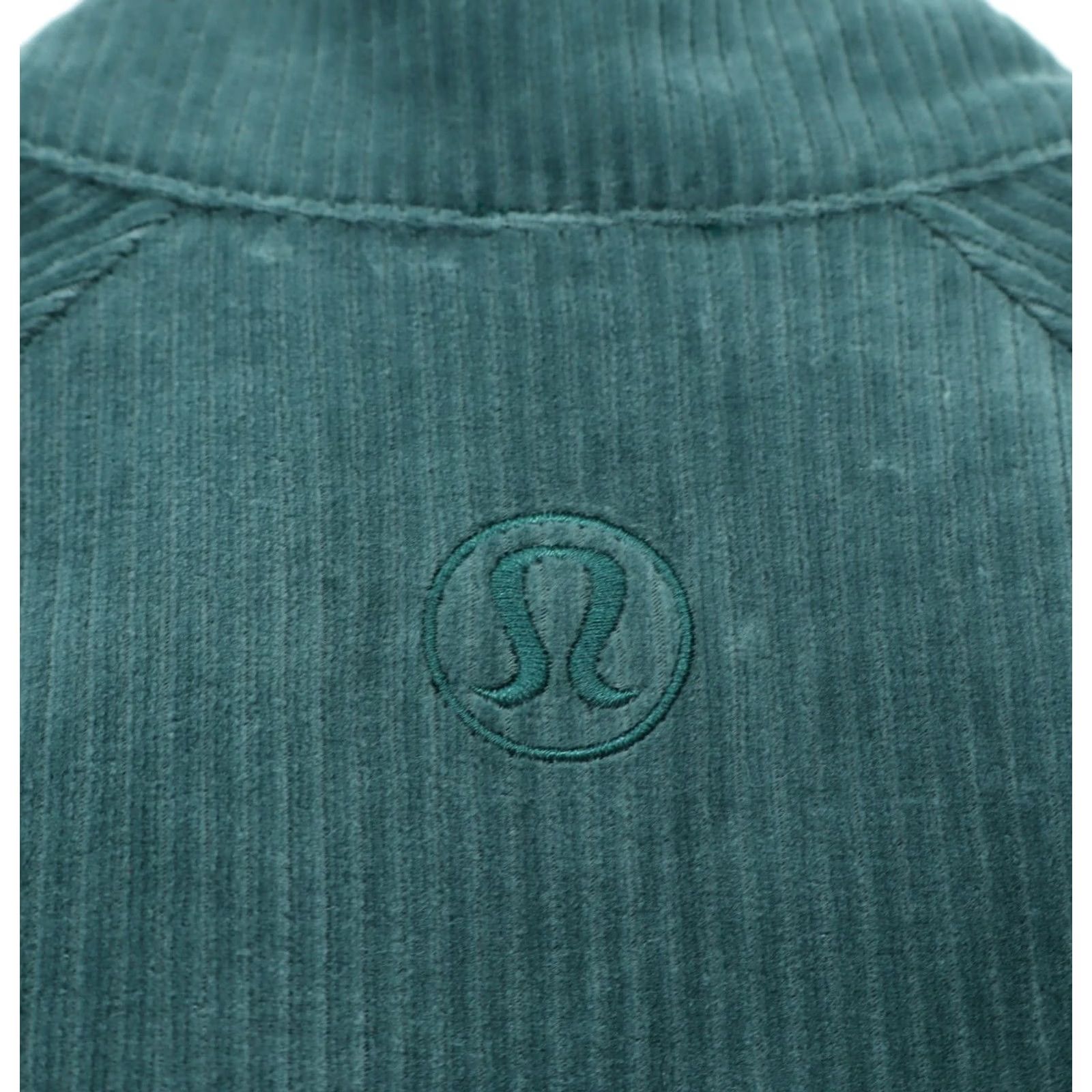 Lululemon Lululemon Women's Track Jacket Storm Teal Velvet Cord Size 4 NWT Size S / US 4 / IT 40 - 3 Thumbnail