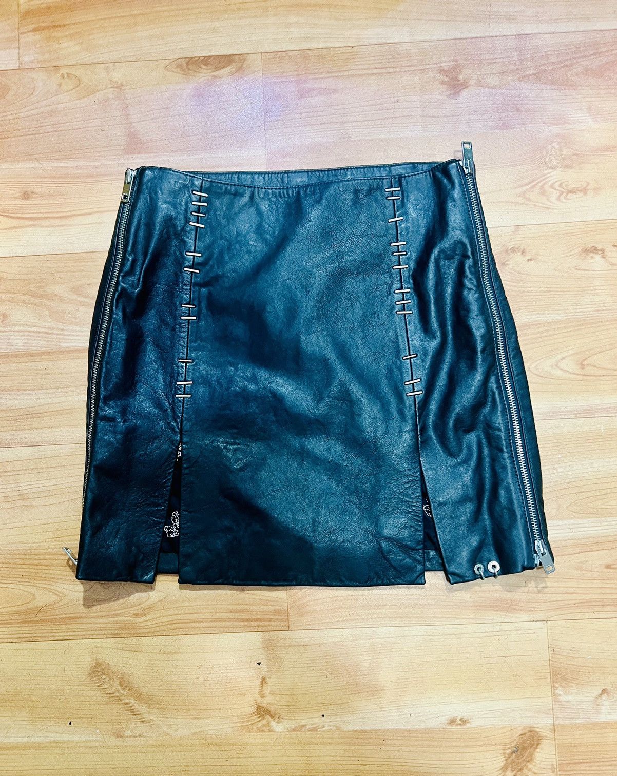 Diesel Diesel Leather Mini Skirt Size 27" / US 4 / IT 40 - 1 Thumbnail