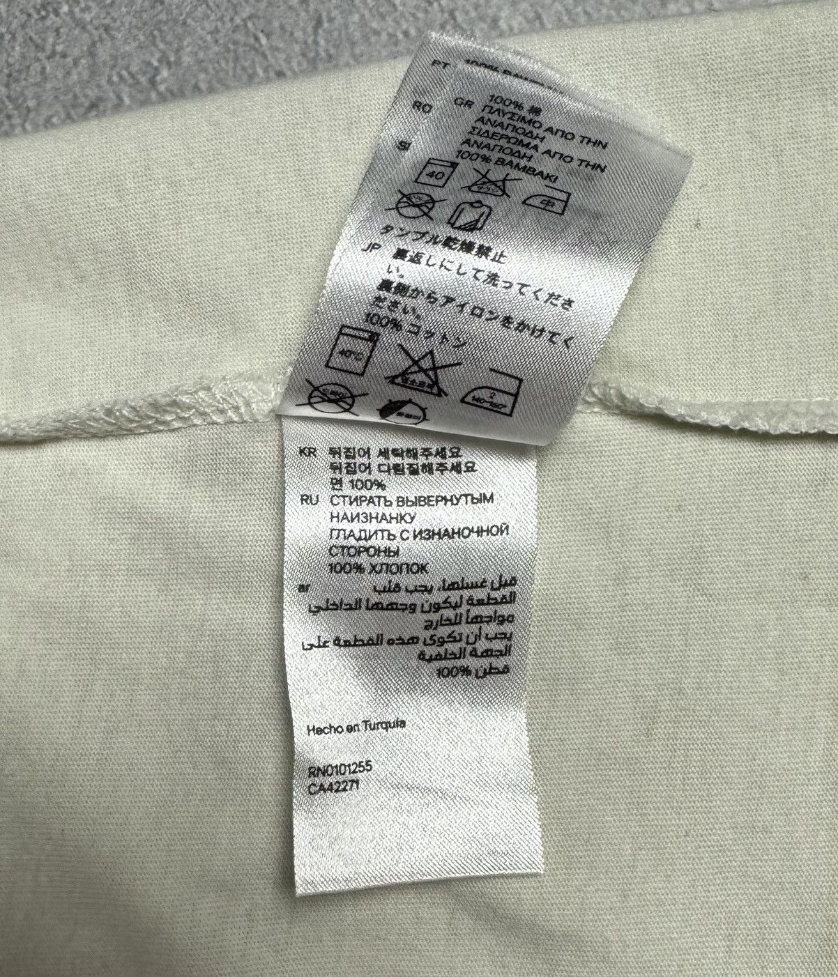 H&M × Maison Margiela Maison Margiela x H&M 2012 Cotton T-Shirt Size US S / EU 44-46 / 1 - 14 Thumbnail