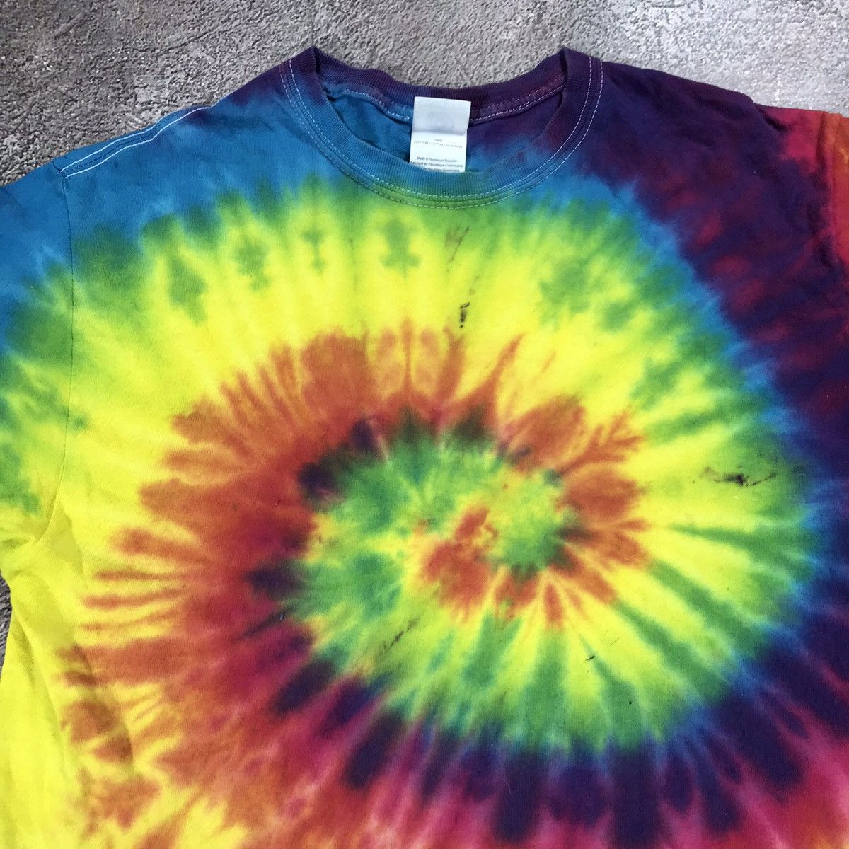 Vintage Vintage Y2K Tie Dye Graphic Tee Rave Streetwear Baggy Slim S Size US S / EU 44-46 / 1 - 2 Thumbnail