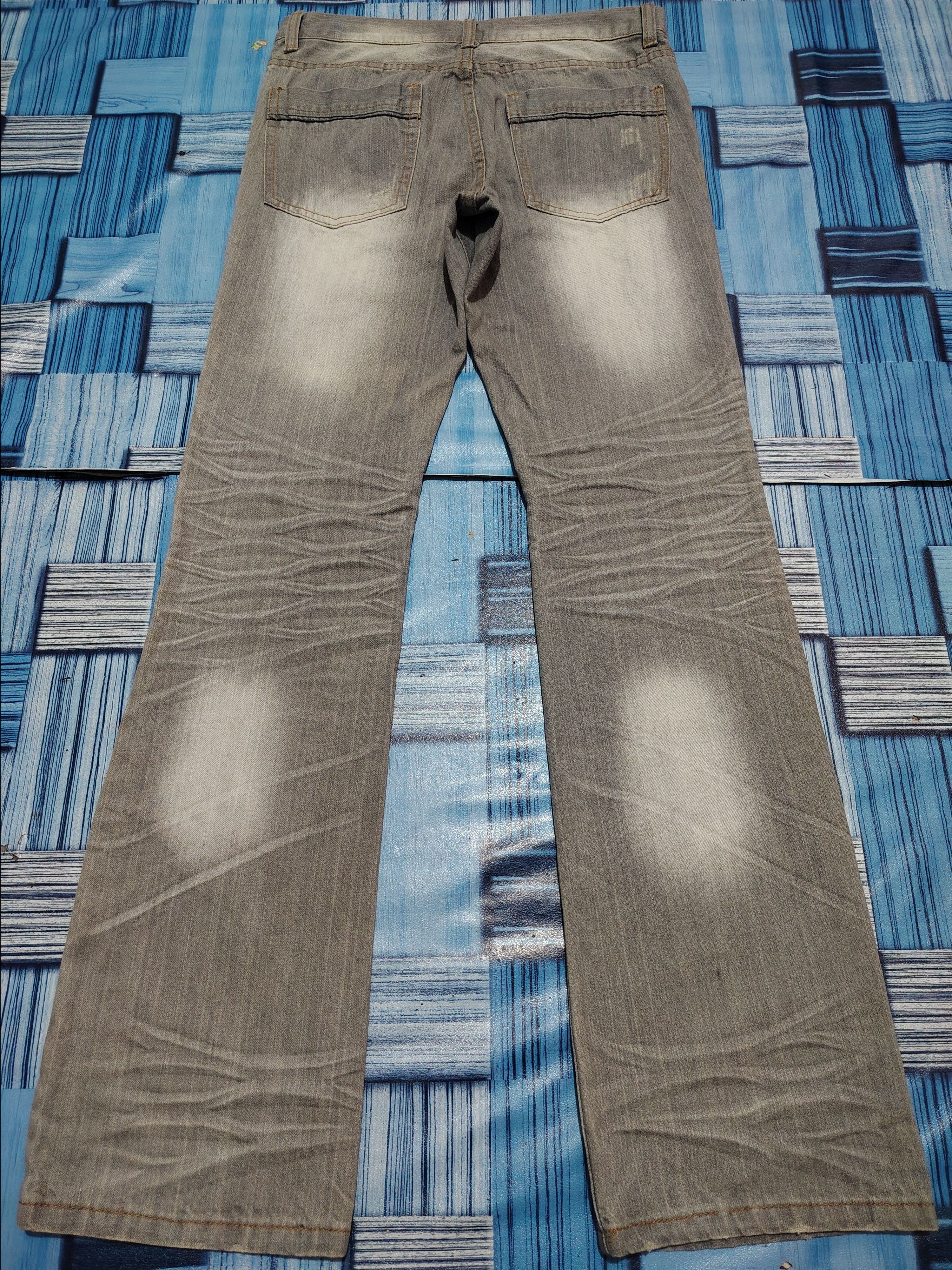 Who Decides War Japanese Indecent Jeans Mudwash Flare jeans Size US 31 - 13 Thumbnail