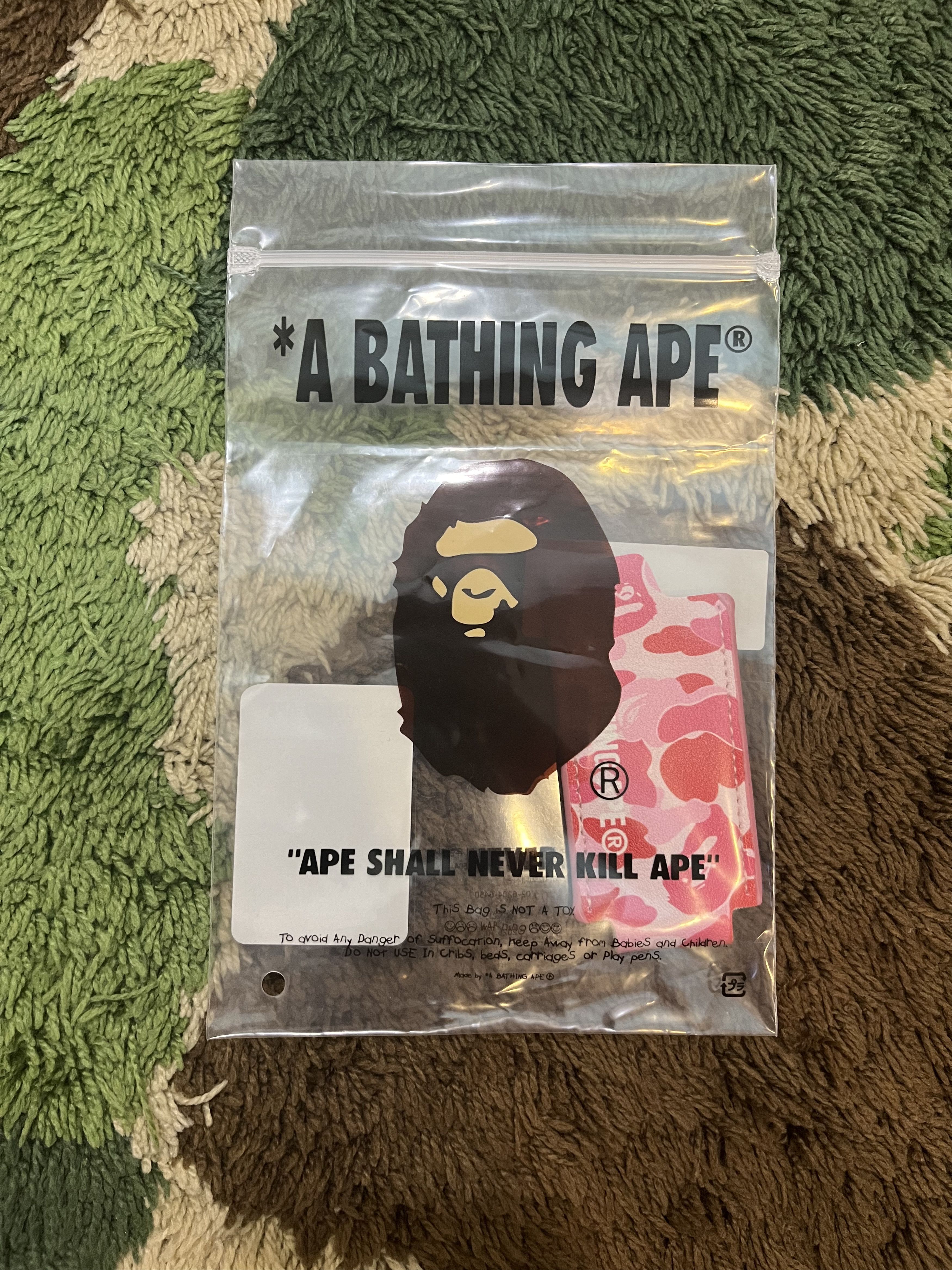 Bape BAPE ABC CAMO LIGHTER CASE PINK Size ONE SIZE - 2 Thumbnail