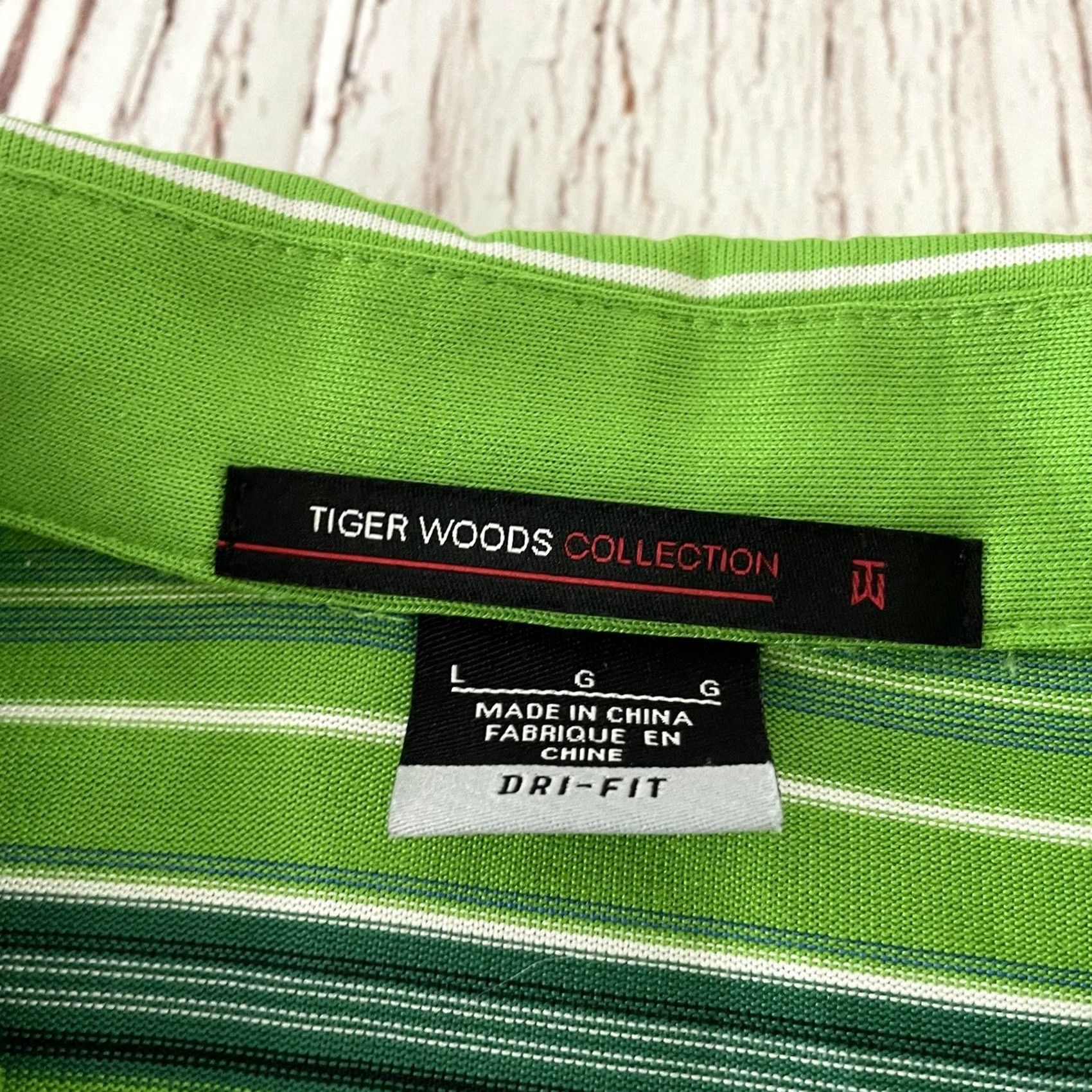 Nike VINTAGE Nike Tiger Woods Collection Short Sleeve Striped Golf Polo Shirt L Green Mens Size US L / EU 52-54 / 3 - 2 Thumbnail